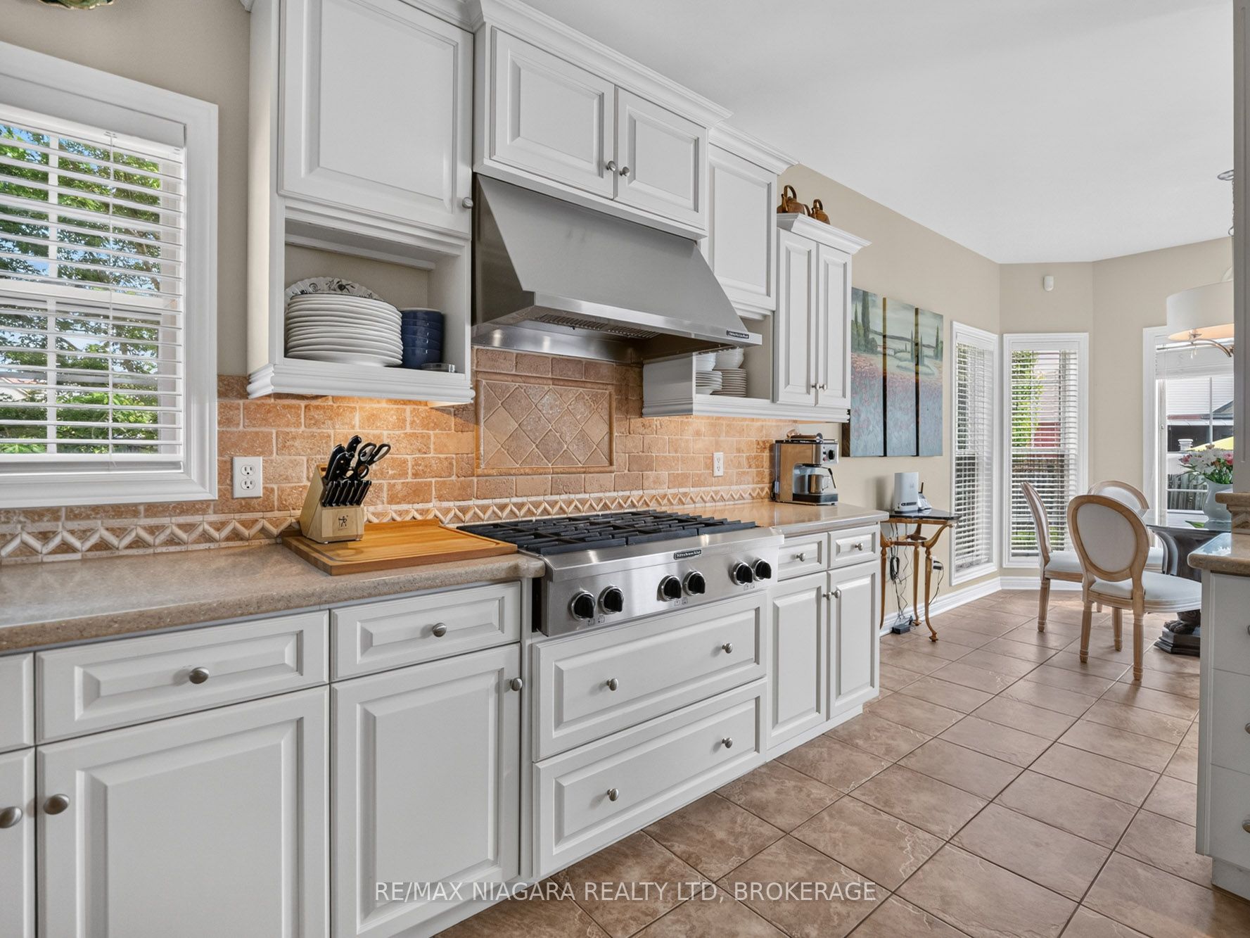 375 Jasmine Court Property Photo 10