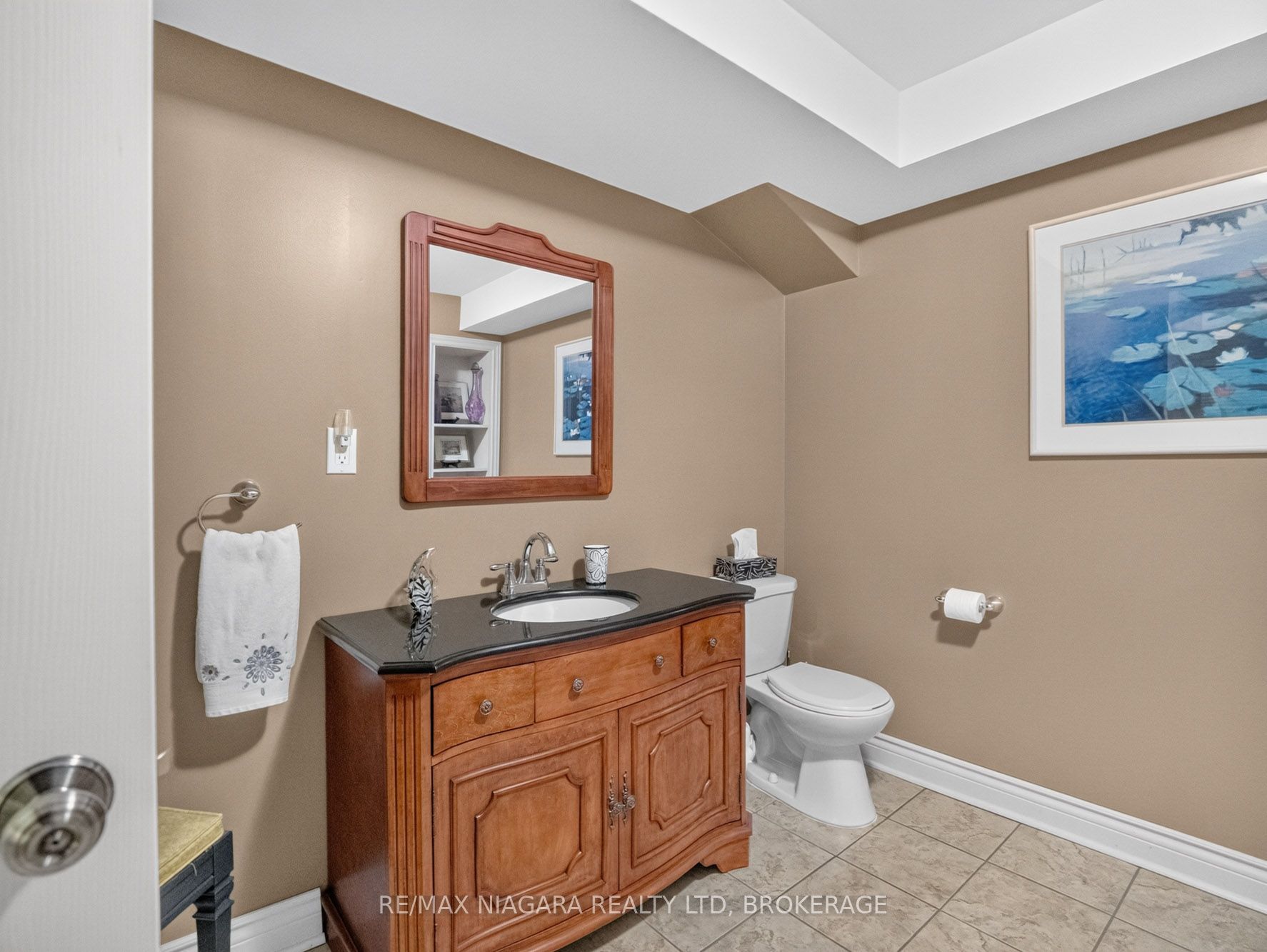 375 Jasmine Court Property Photo 37