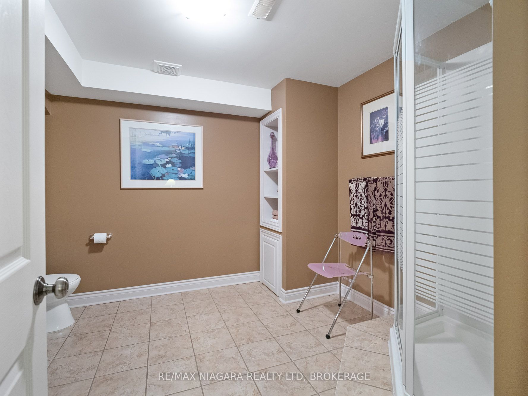 375 Jasmine Court Property Photo 38