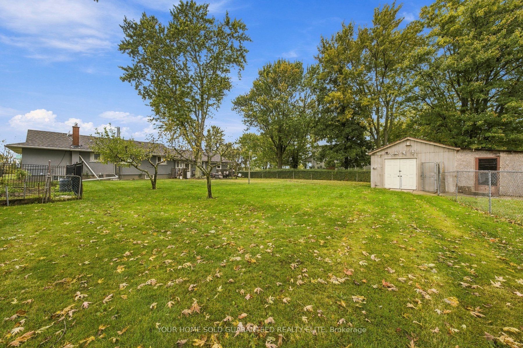 493 Allen Road Property Photo 3