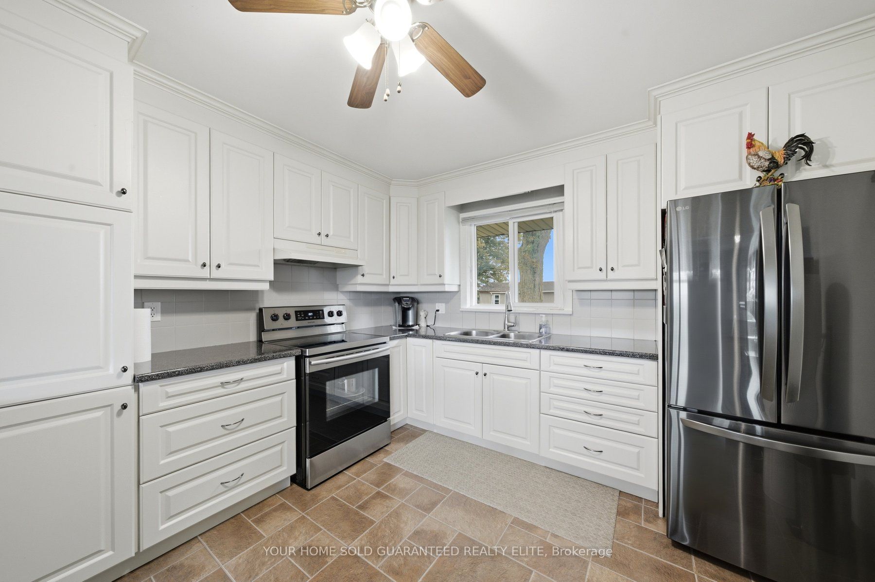 493 Allen Road Property Photo 7