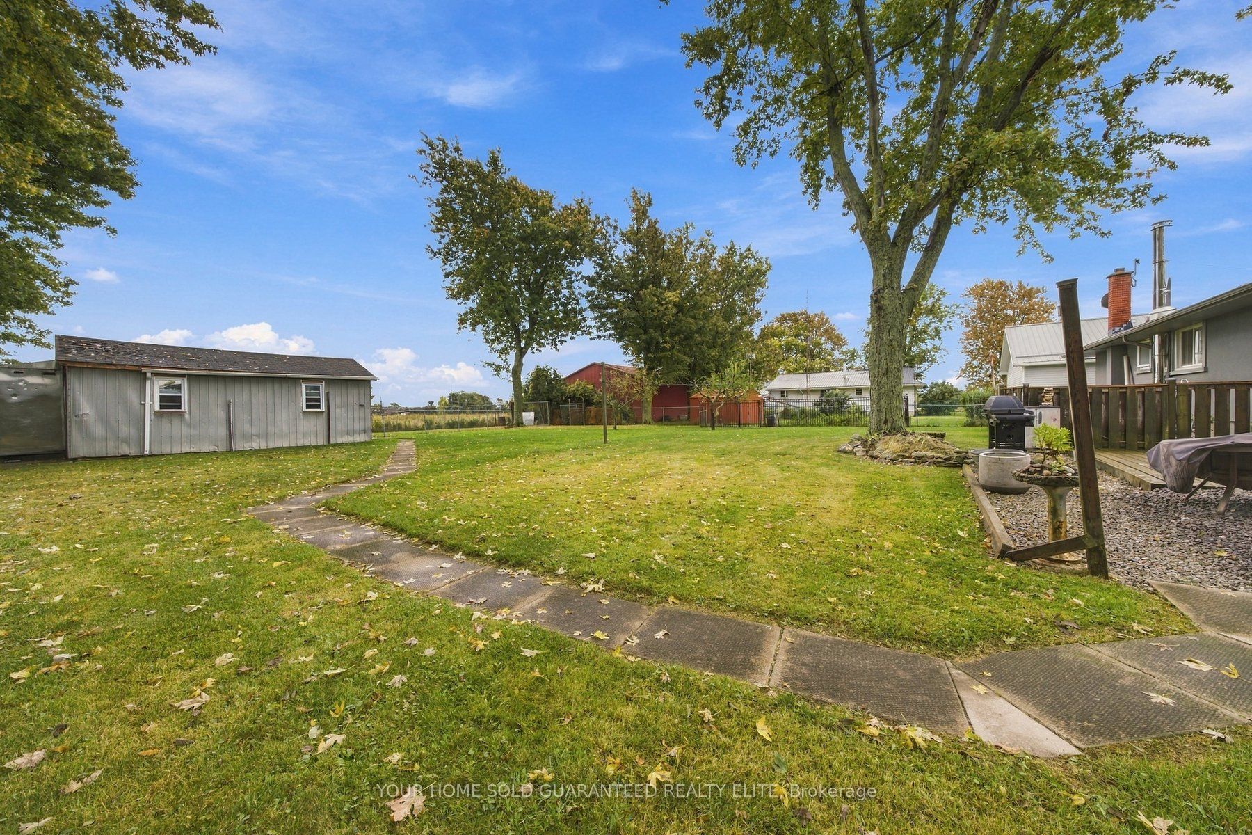 493 Allen Road Property Photo 10