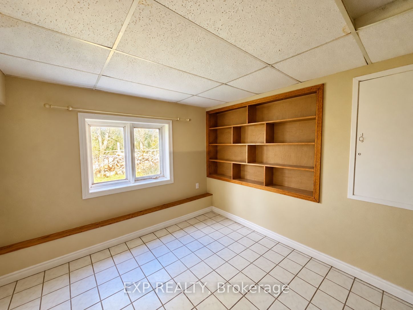 485525 30th Side Road S Property Photo 29
