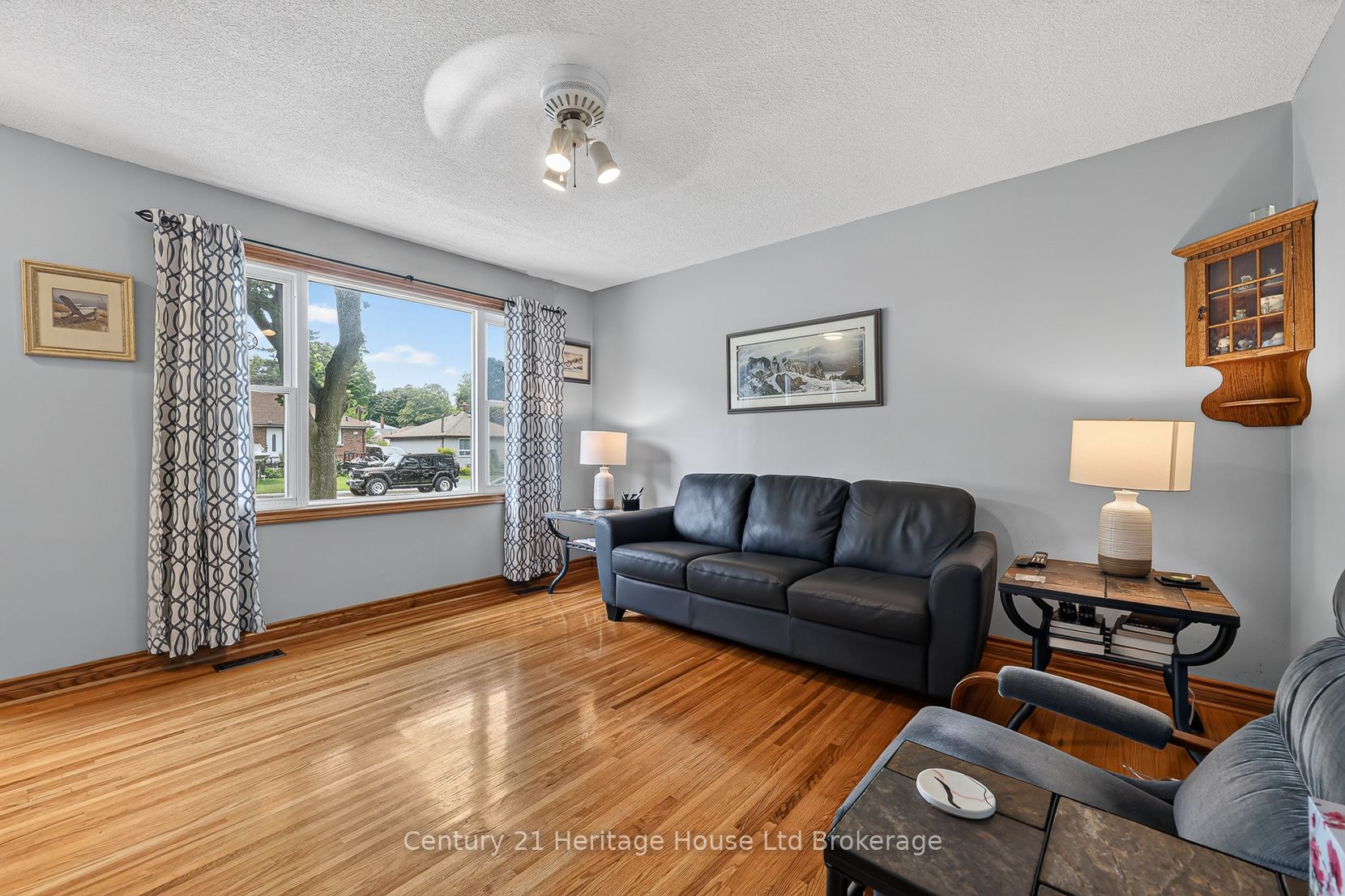 209 Butler Street Property Photo 2