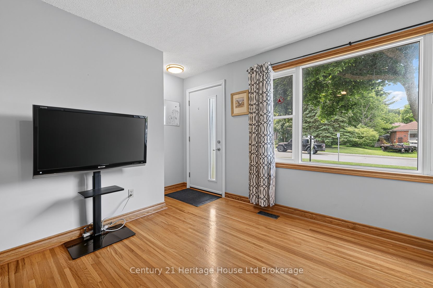 209 Butler Street Property Photo 9