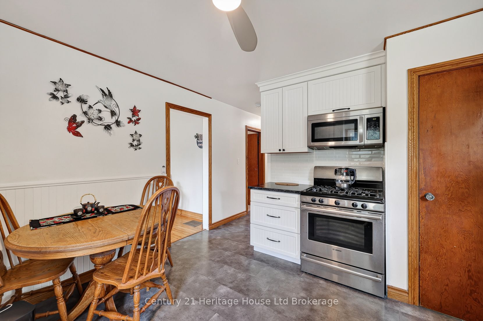 209 Butler Street Property Photo 12