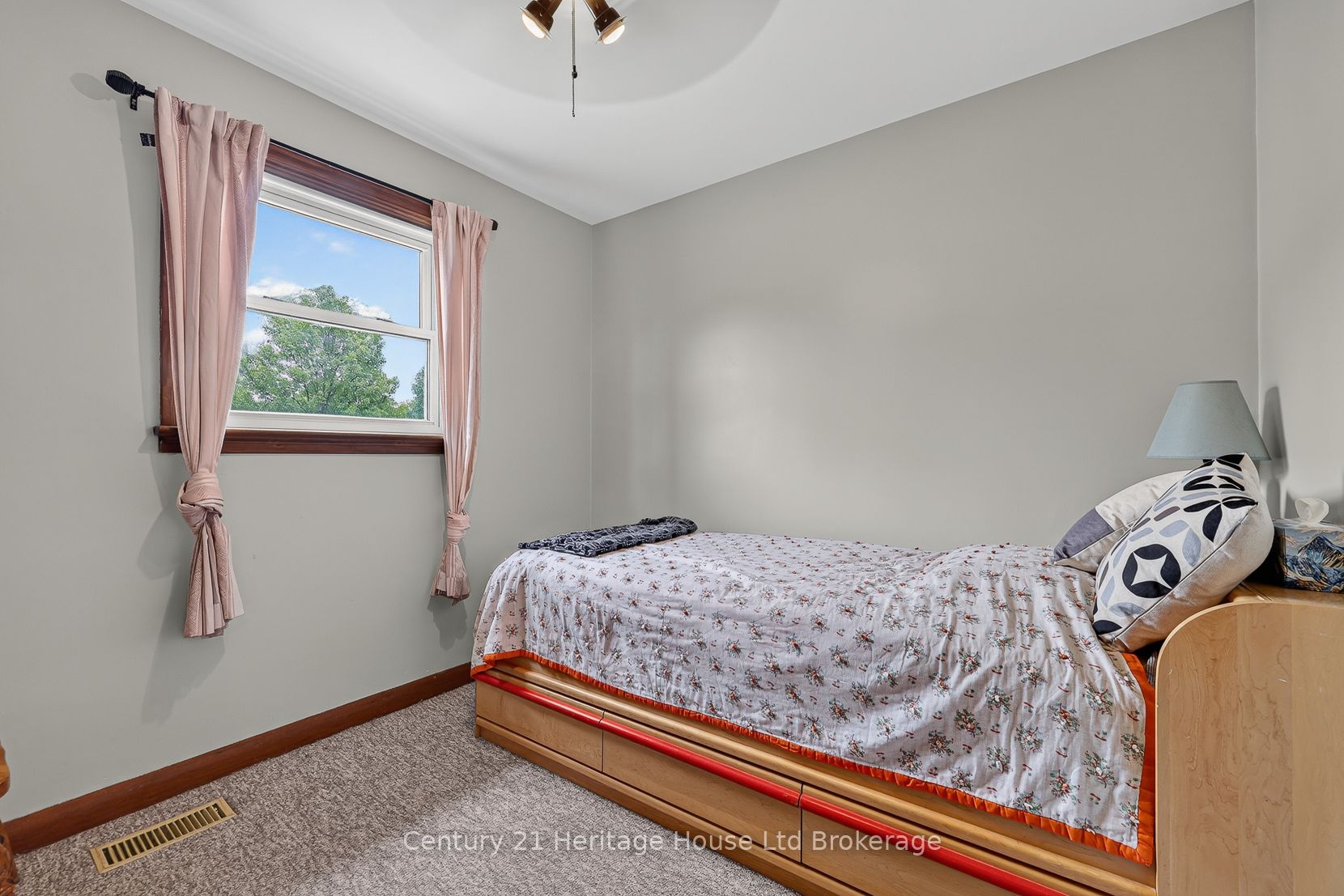 209 Butler Street Property Photo 15
