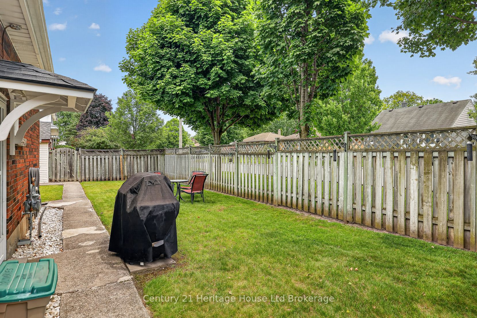 209 Butler Street Property Photo 23