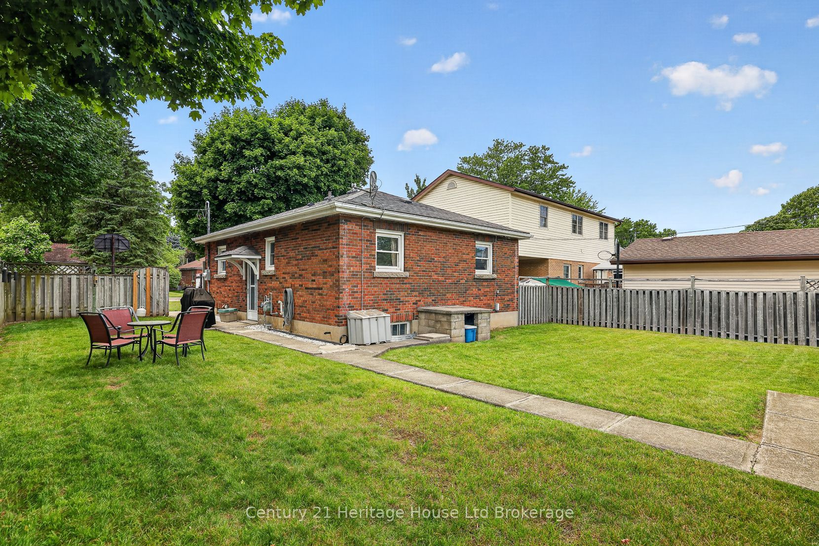 209 Butler Street Property Photo 26