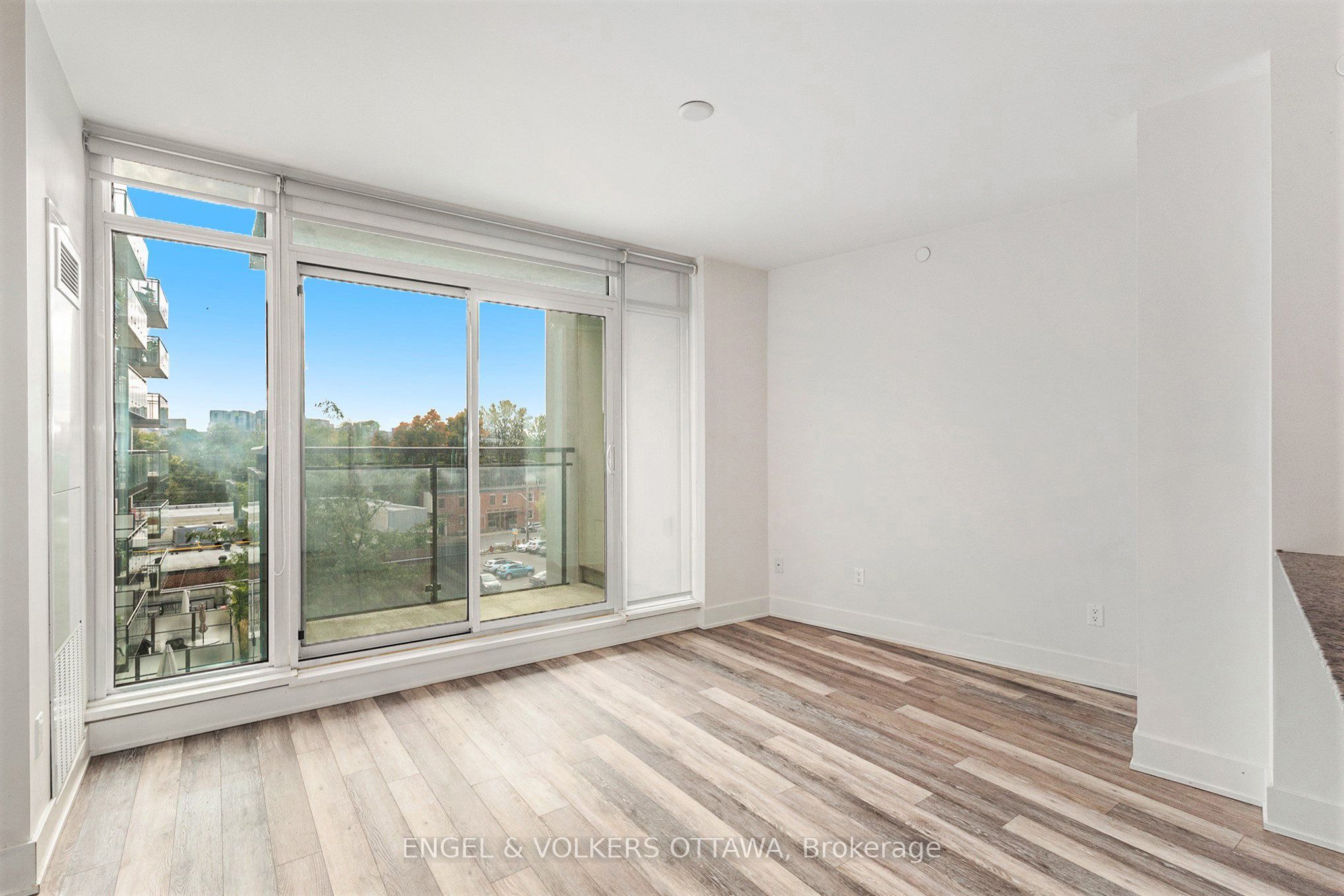 411 Mackay Street 516 Property Photo 12
