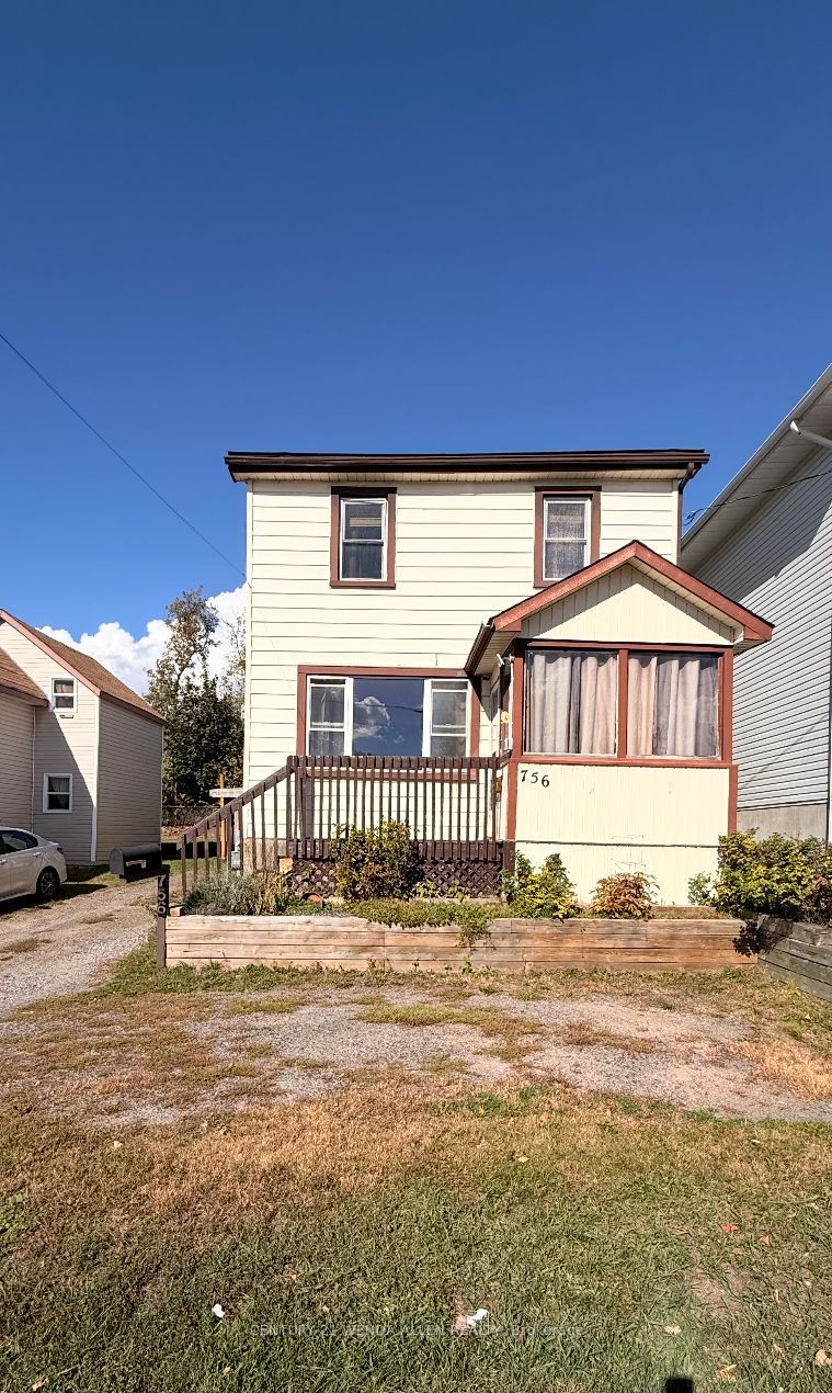 756 Cedar Street Property Photo 2