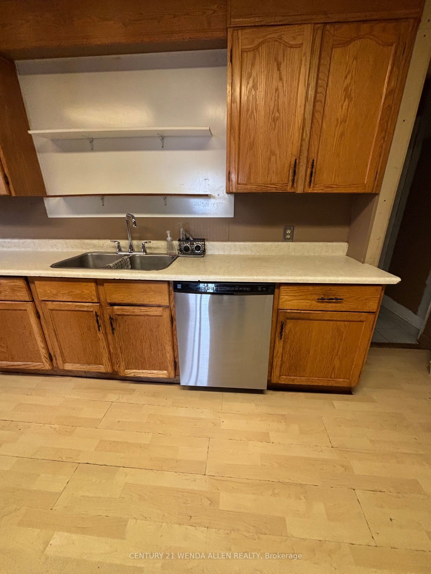 756 Cedar Street Property Photo 8