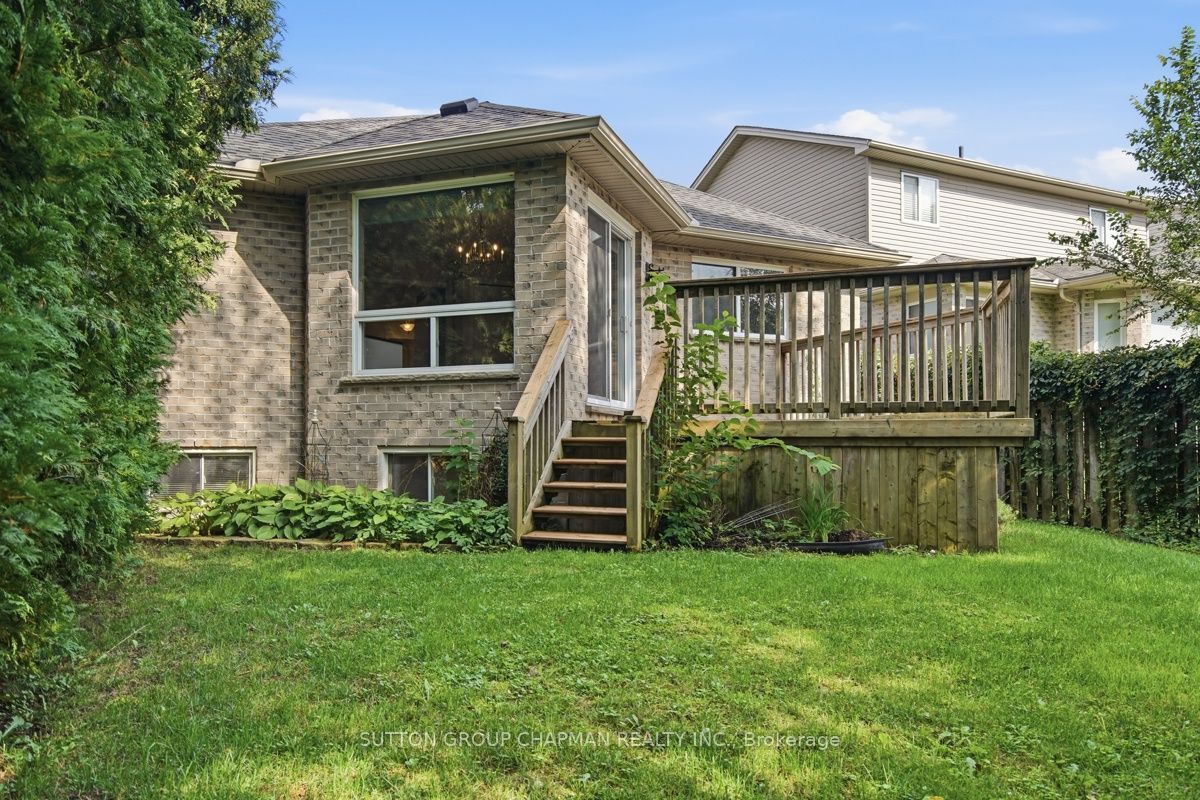 1645 Devos Drive Property Photo 40