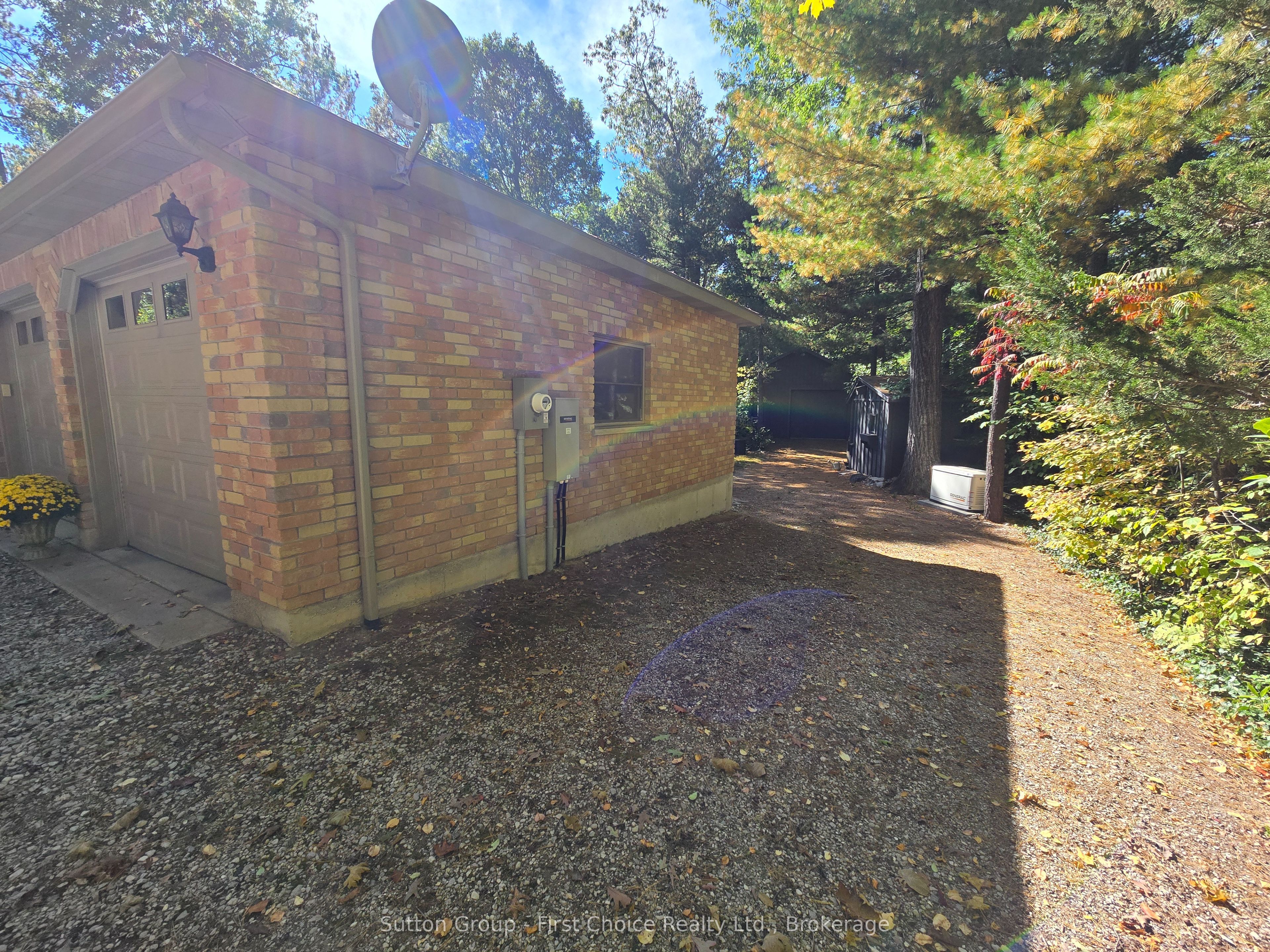 10010 The Trail Property Photo 43