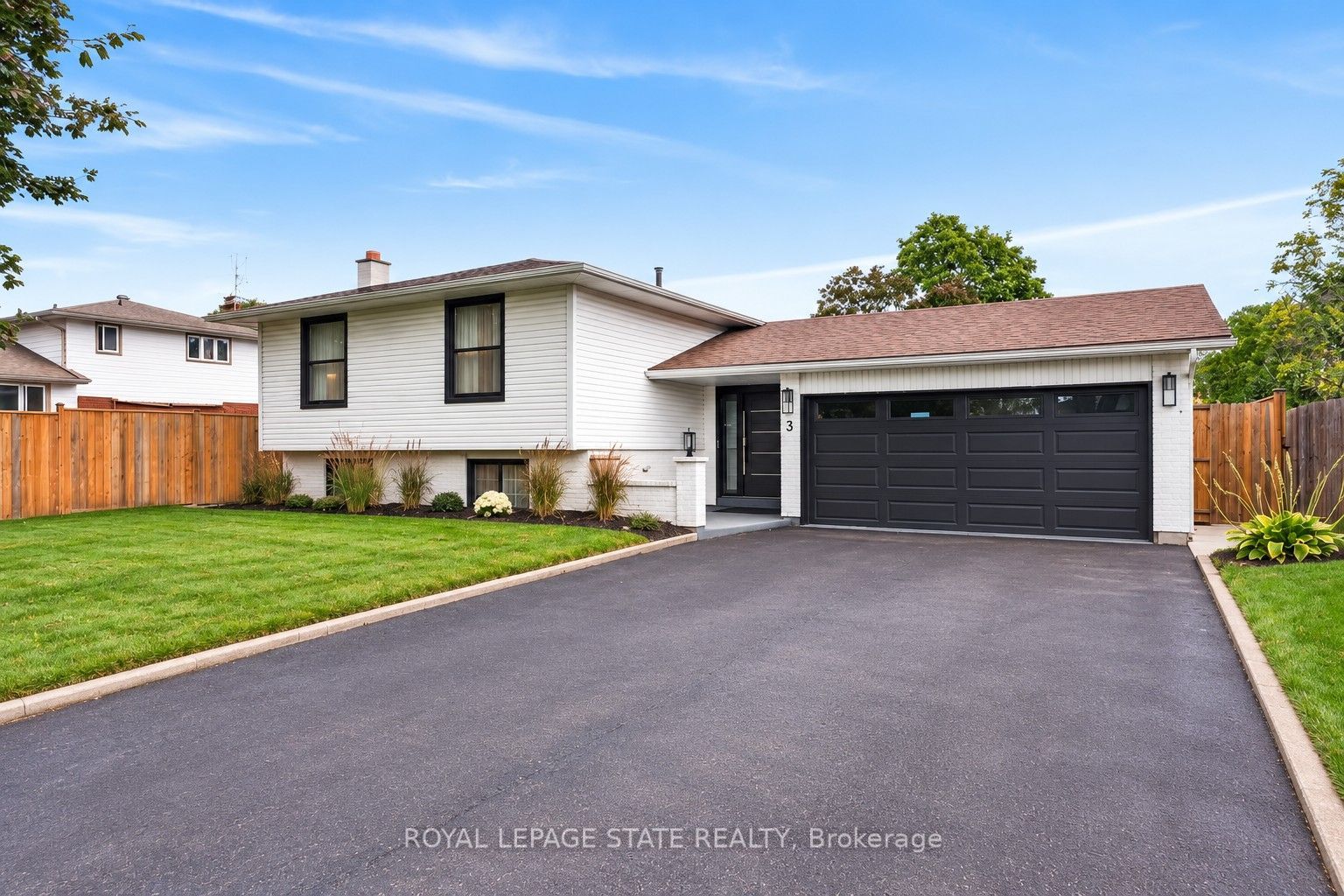 3 Regatta Drive Property Photo 1