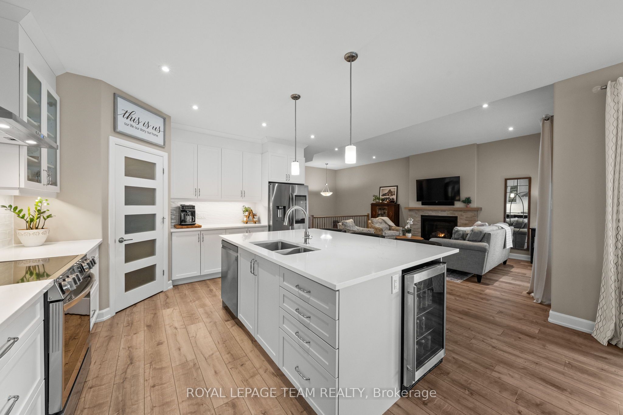 433 Aurora Street Property Photo 14