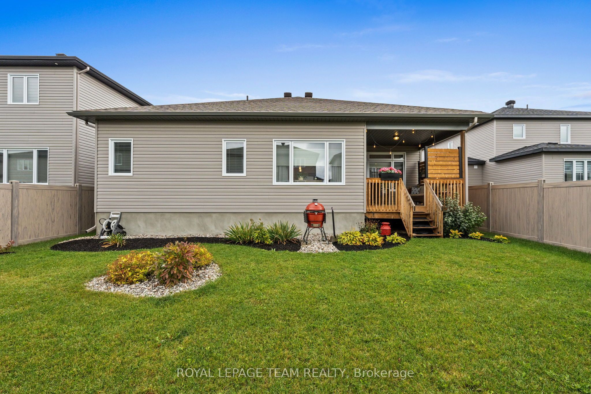 433 Aurora Street Property Photo 40