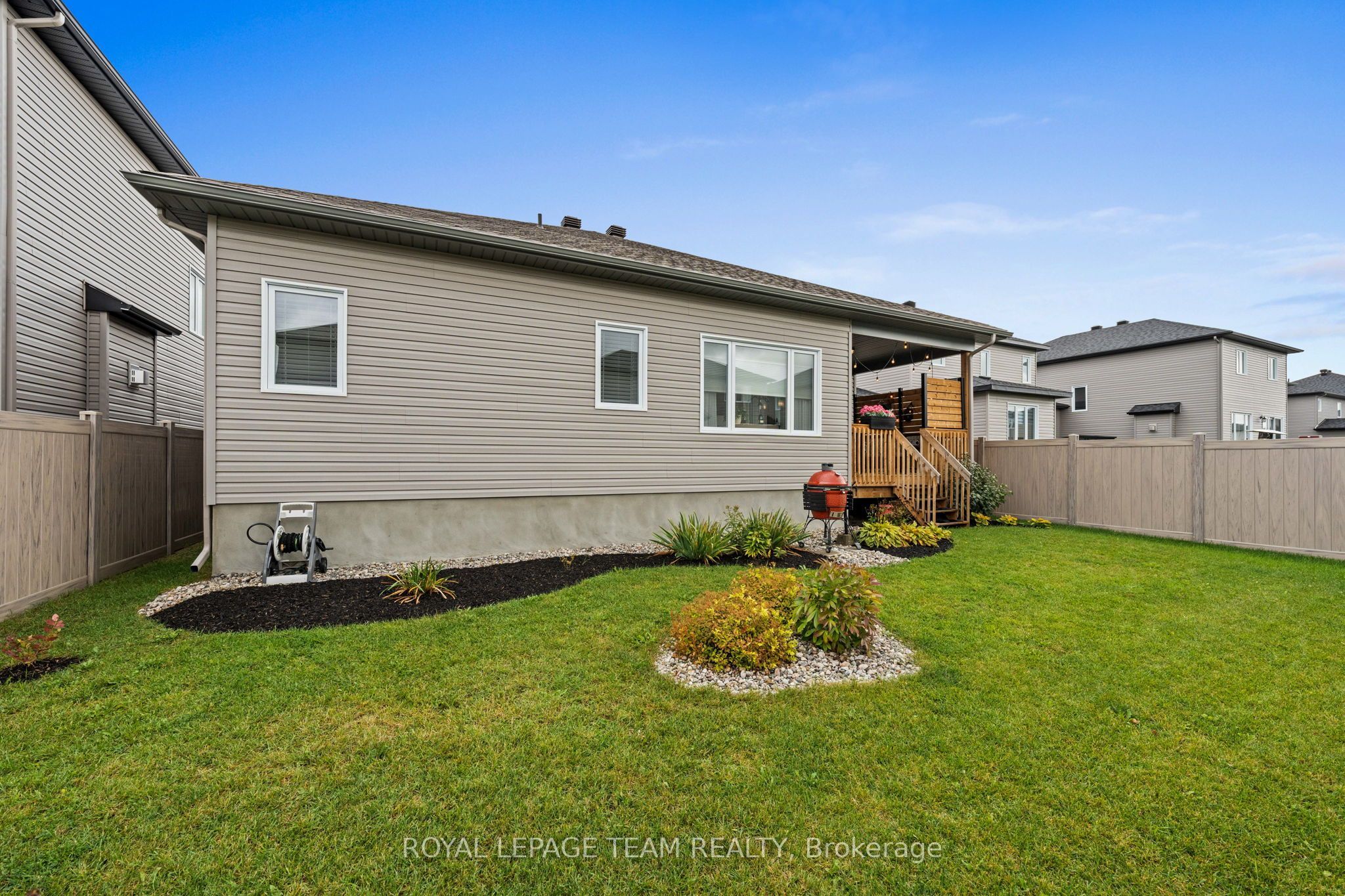 433 Aurora Street Property Photo 41