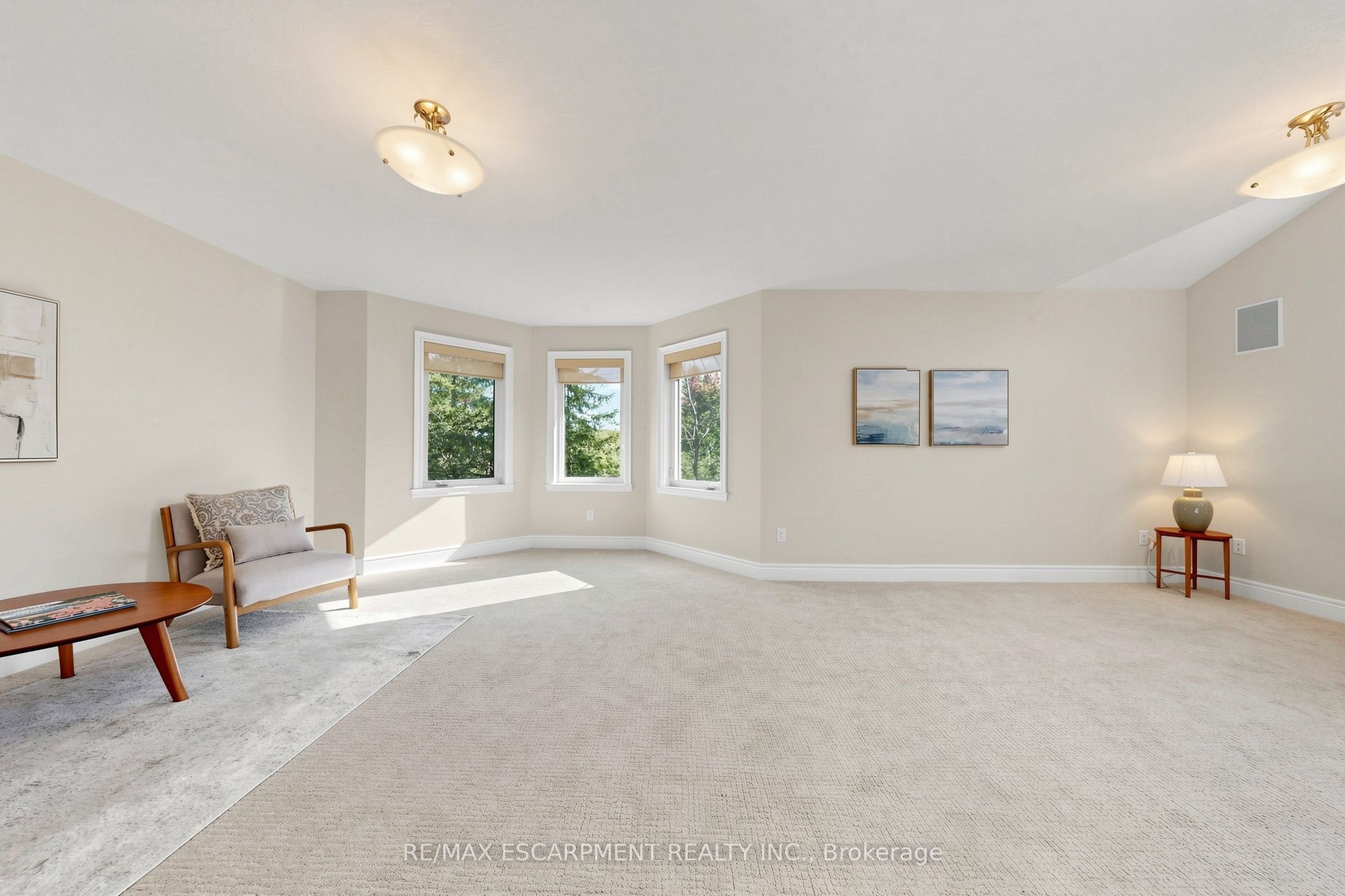 118 Foxridge Drive Property Photo 21