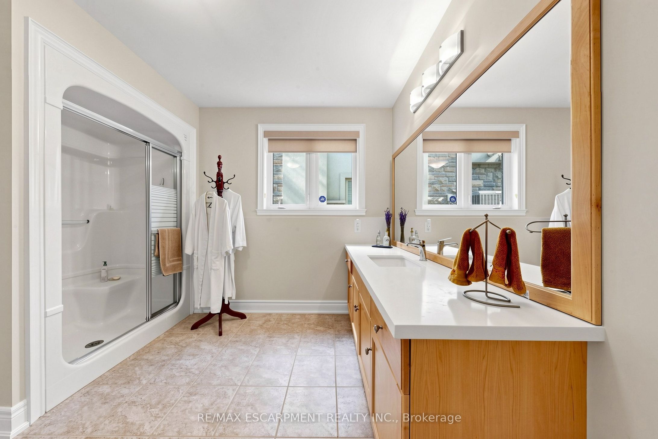118 Foxridge Drive Property Photo 39