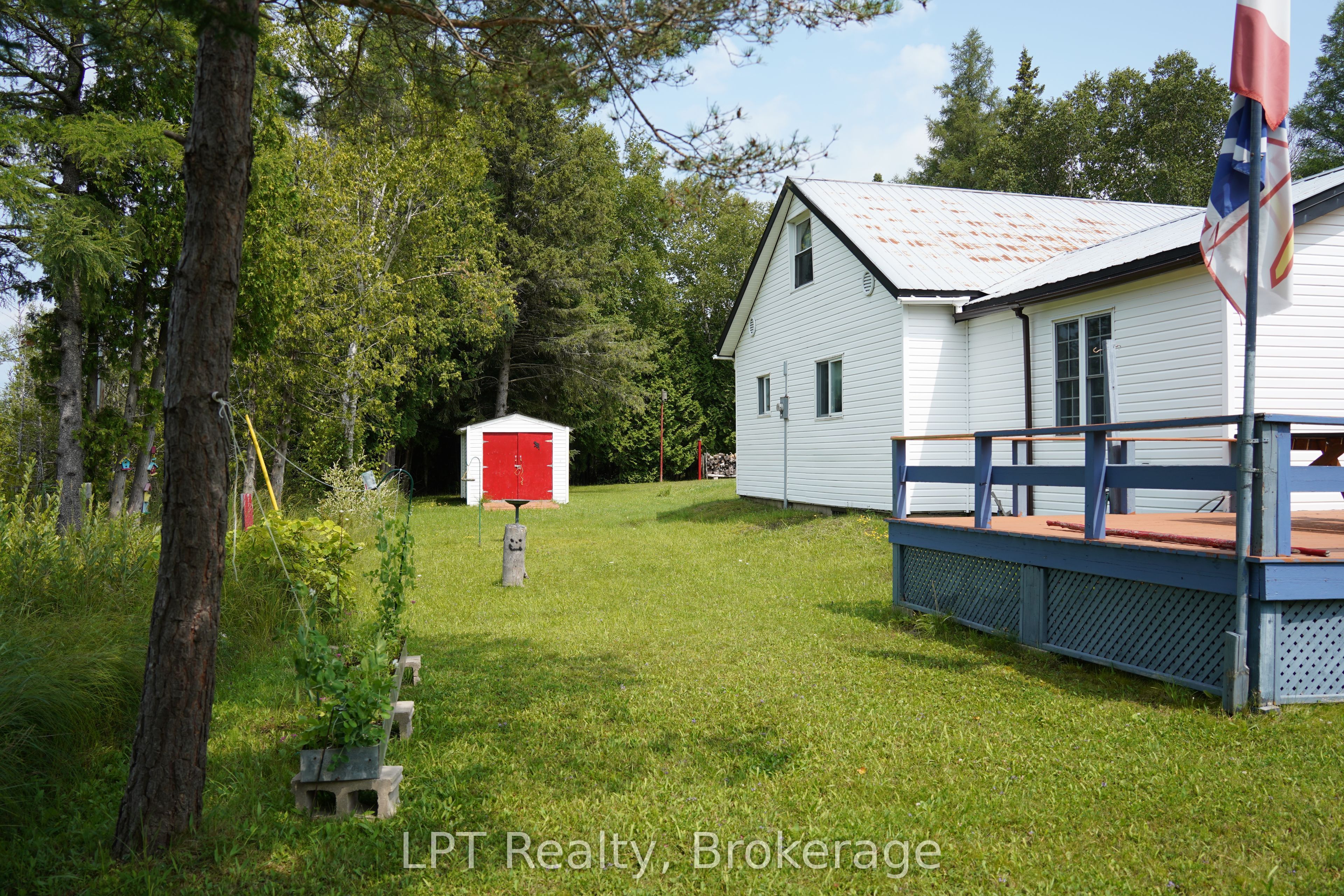 621 Huron Road Property Photo 33