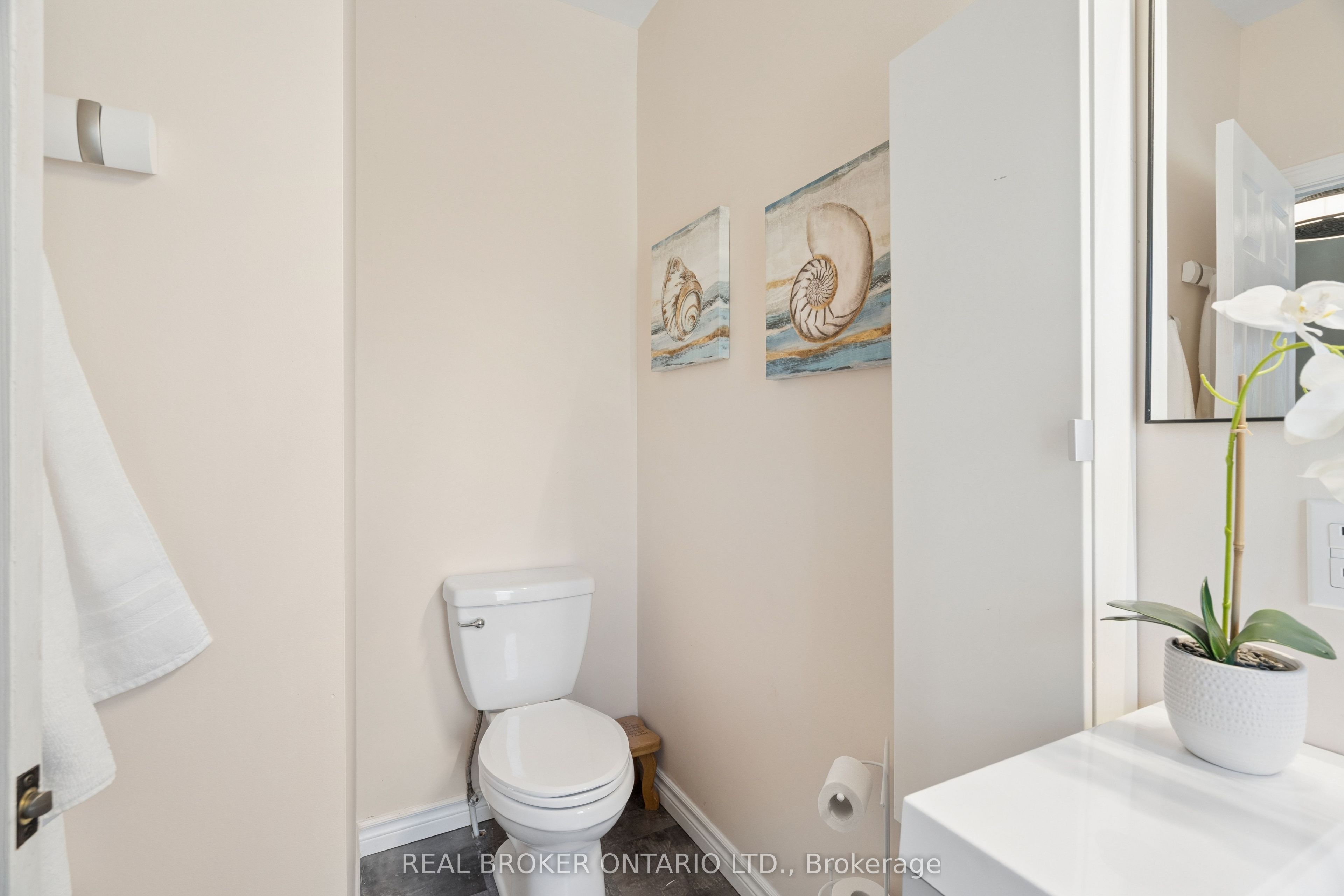 324 Daly Street Property Photo 30