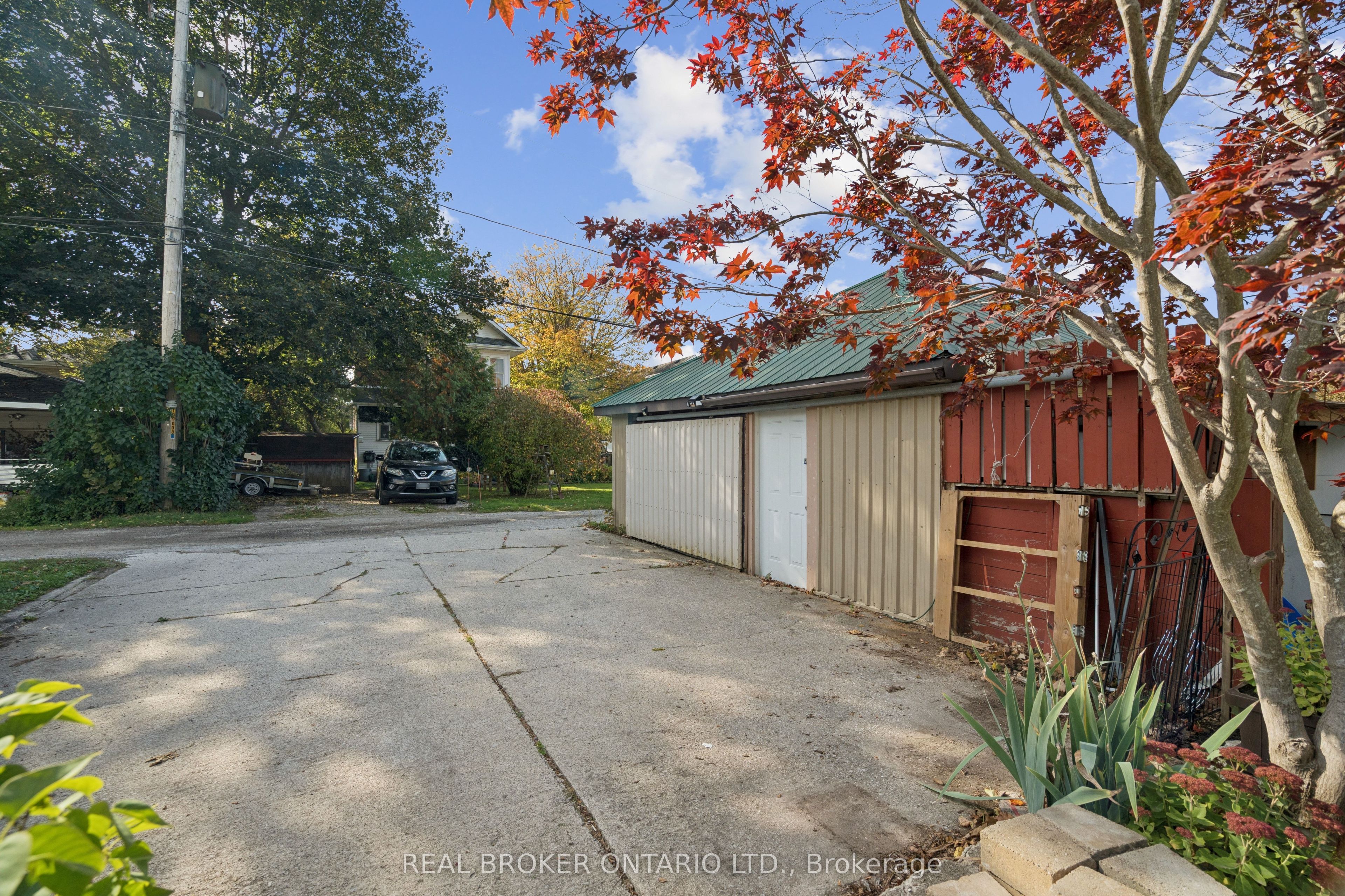 324 Daly Street Property Photo 40