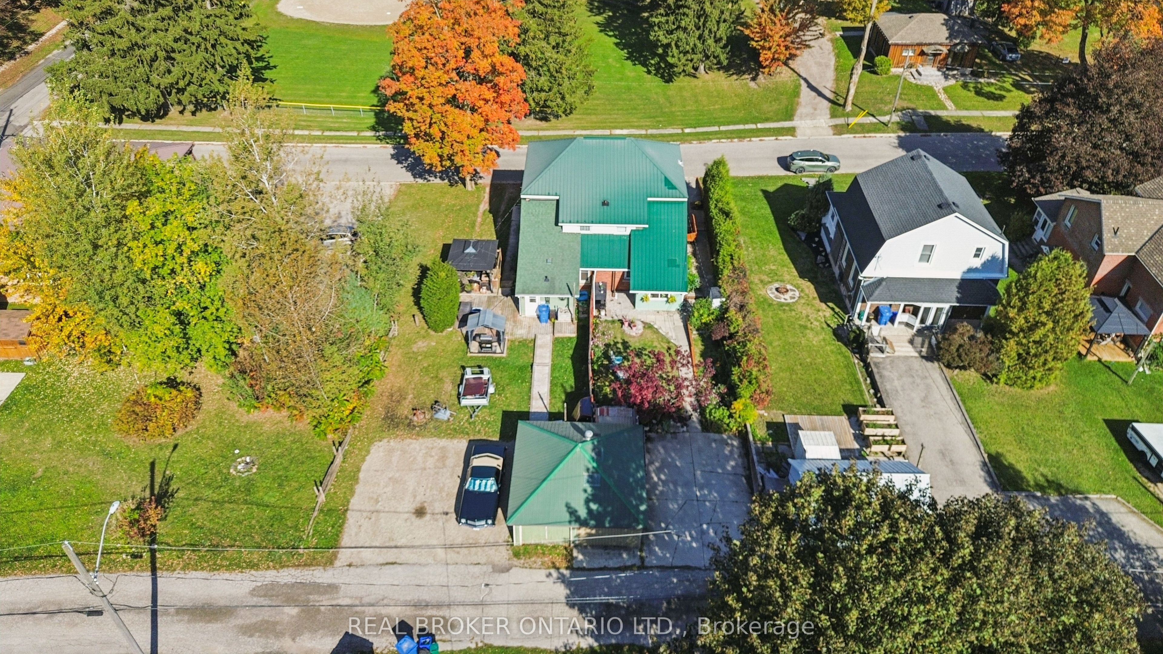 324 Daly Street Property Photo 45