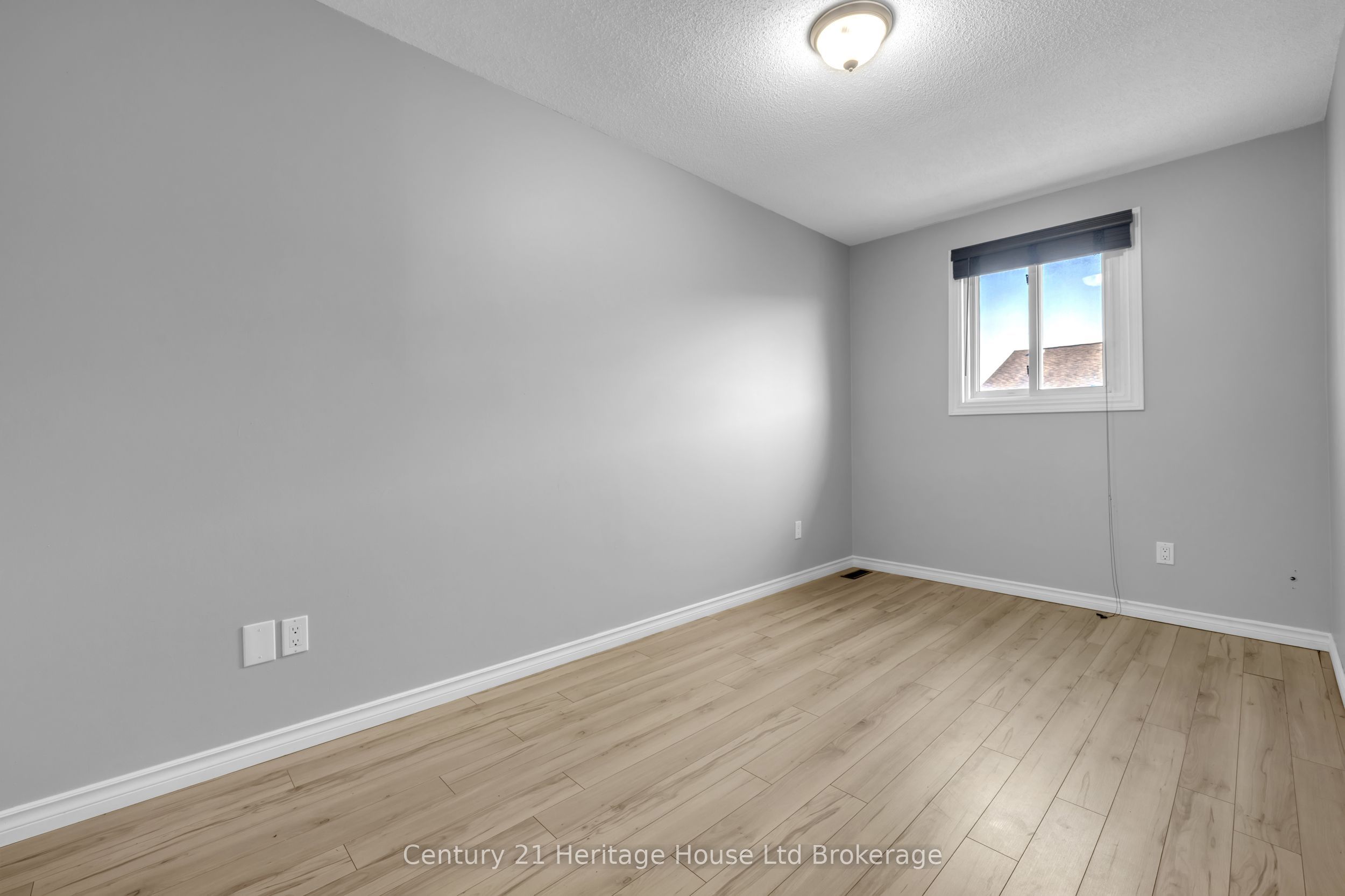 1135 Nellis Street 2 Property Photo 15