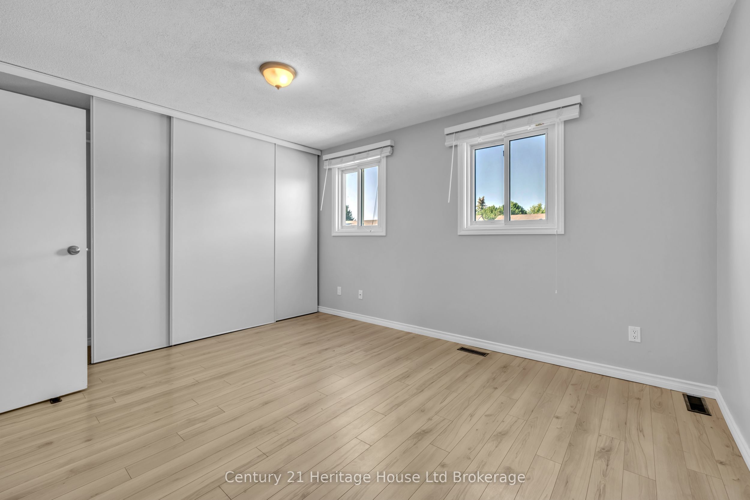 1135 Nellis Street 2 Property Photo 17
