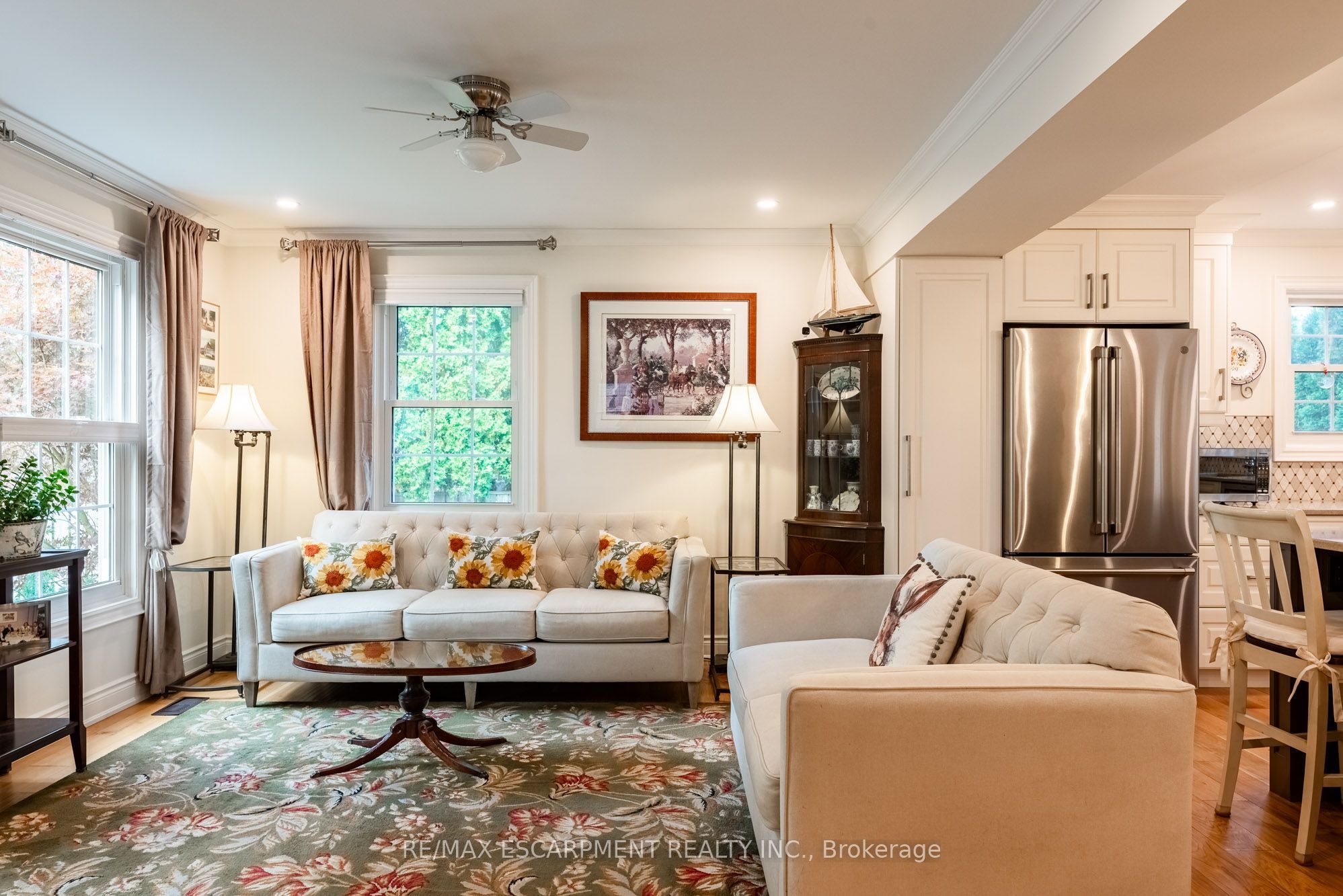 3 The Promenade Property Photo 12