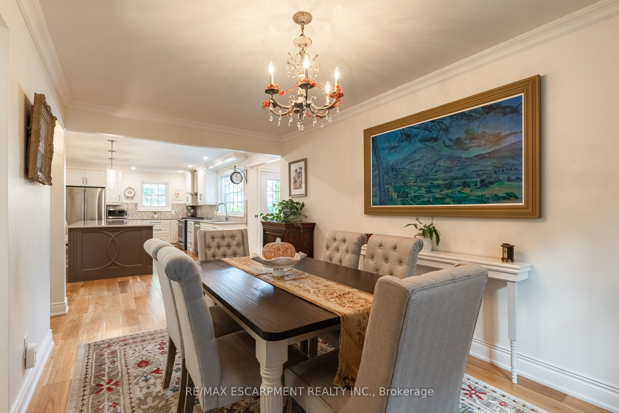 3 The Promenade Property Photo 19