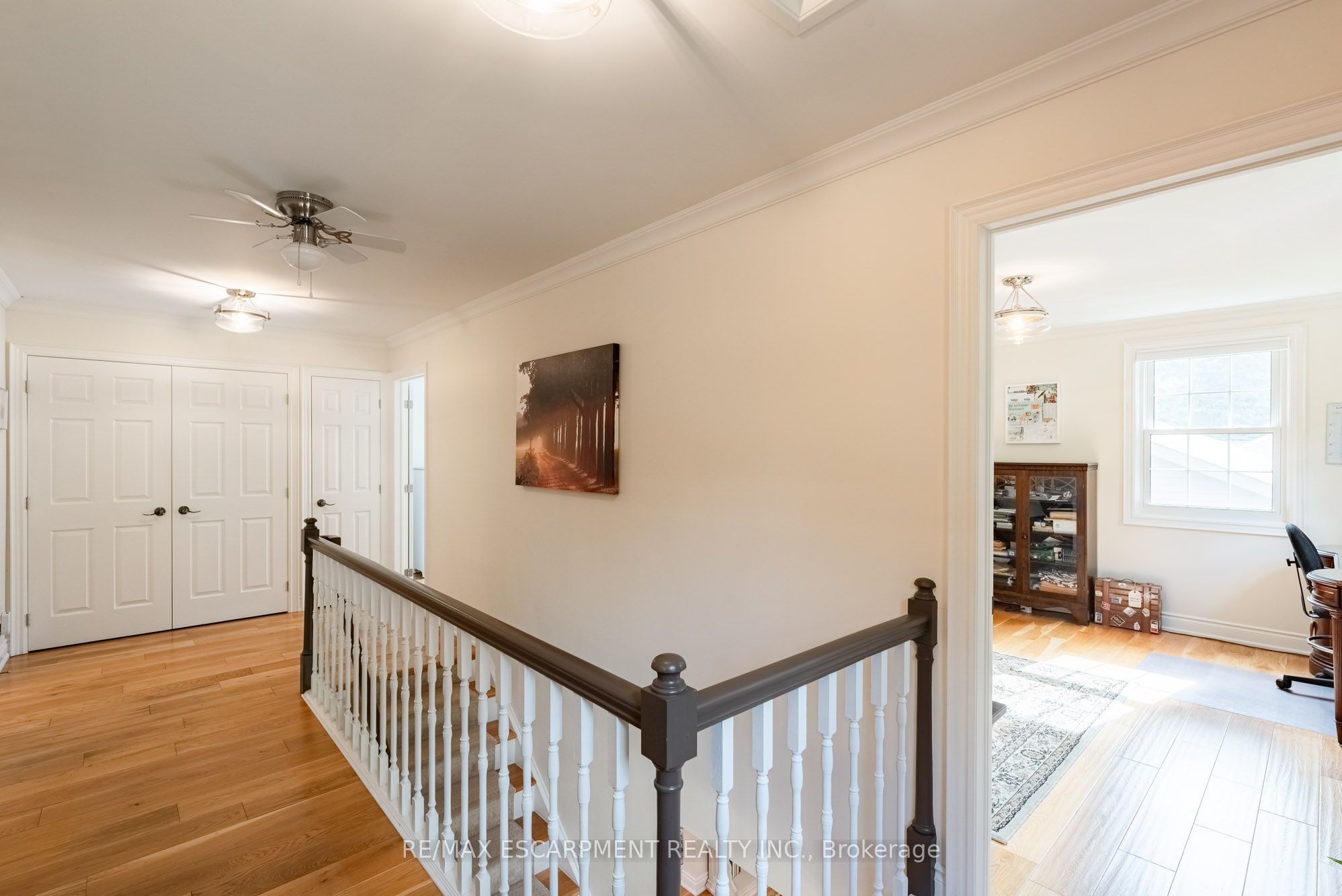 3 The Promenade Property Photo 29