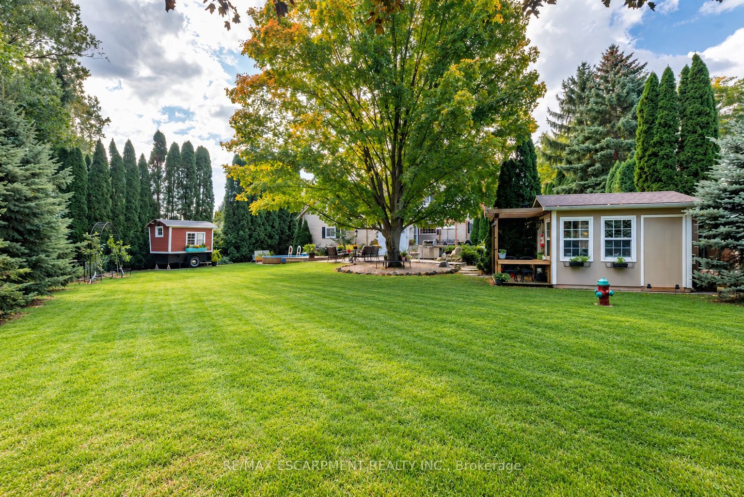 3 The Promenade Property Photo 40