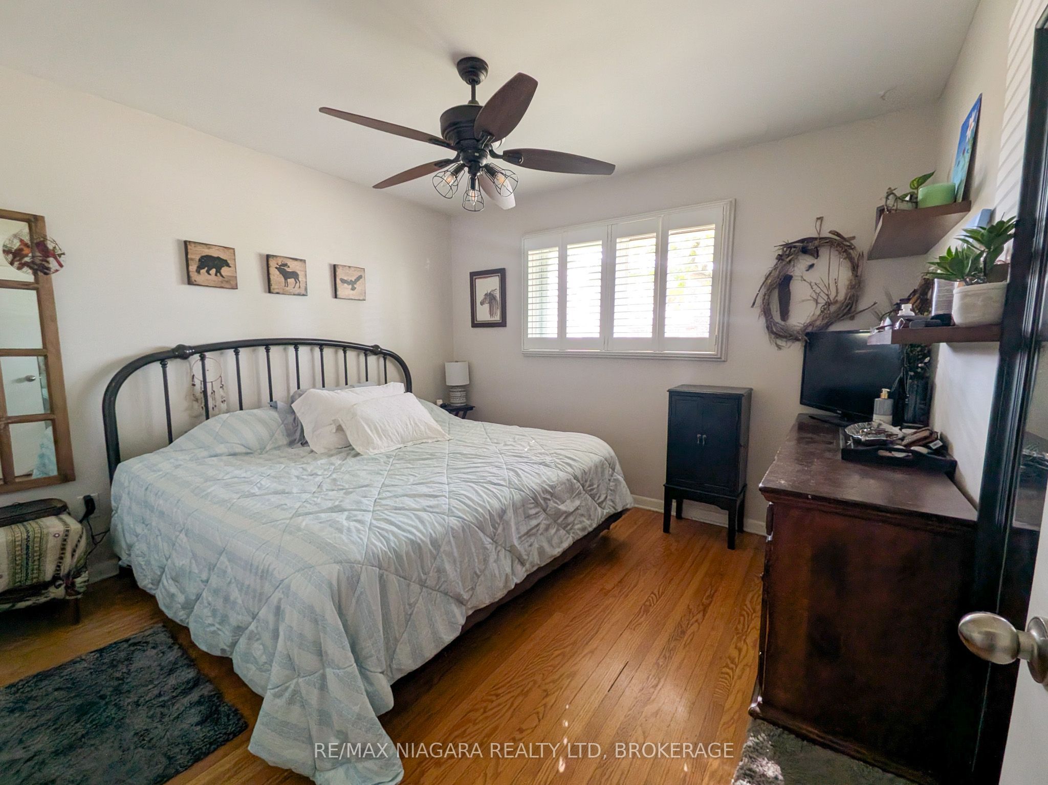 8610 Furlong Avenue Property Photo 9