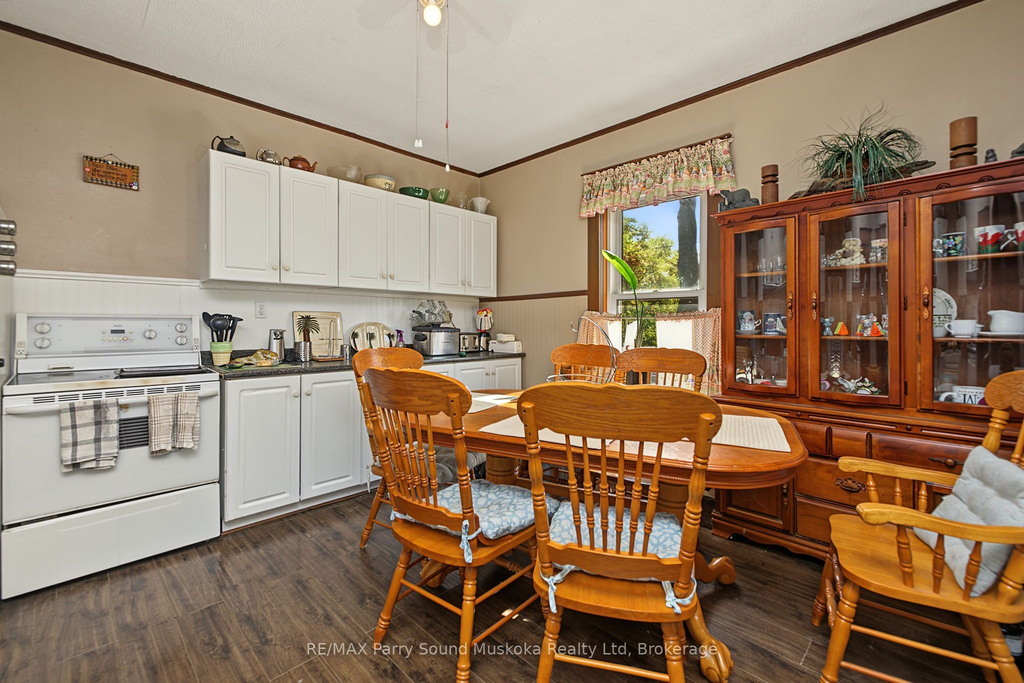 15 Church Street Property Photo 22
