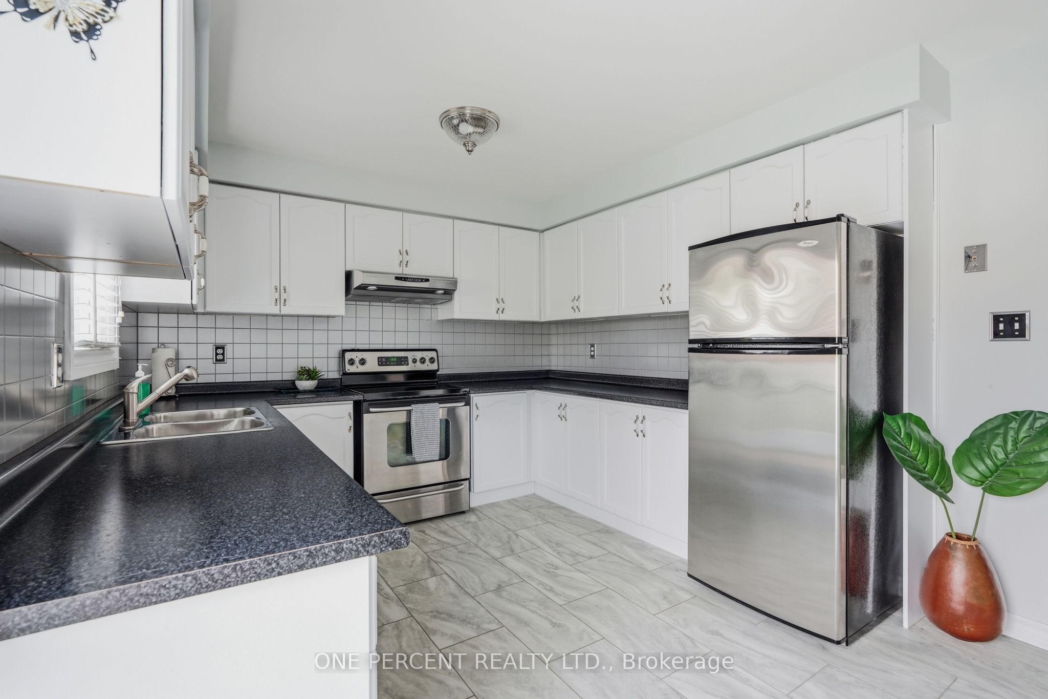 9 Country Club Road Property Photo 19