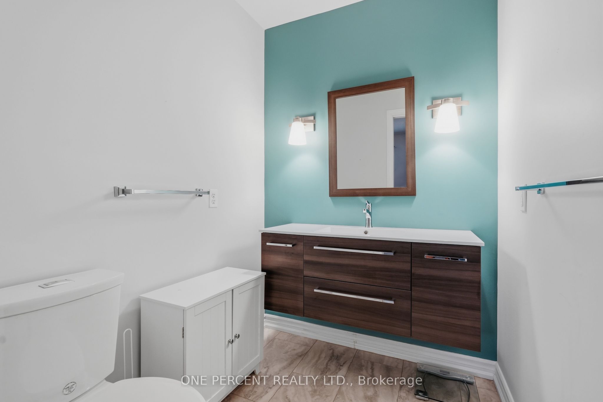 9 Country Club Road Property Photo 23