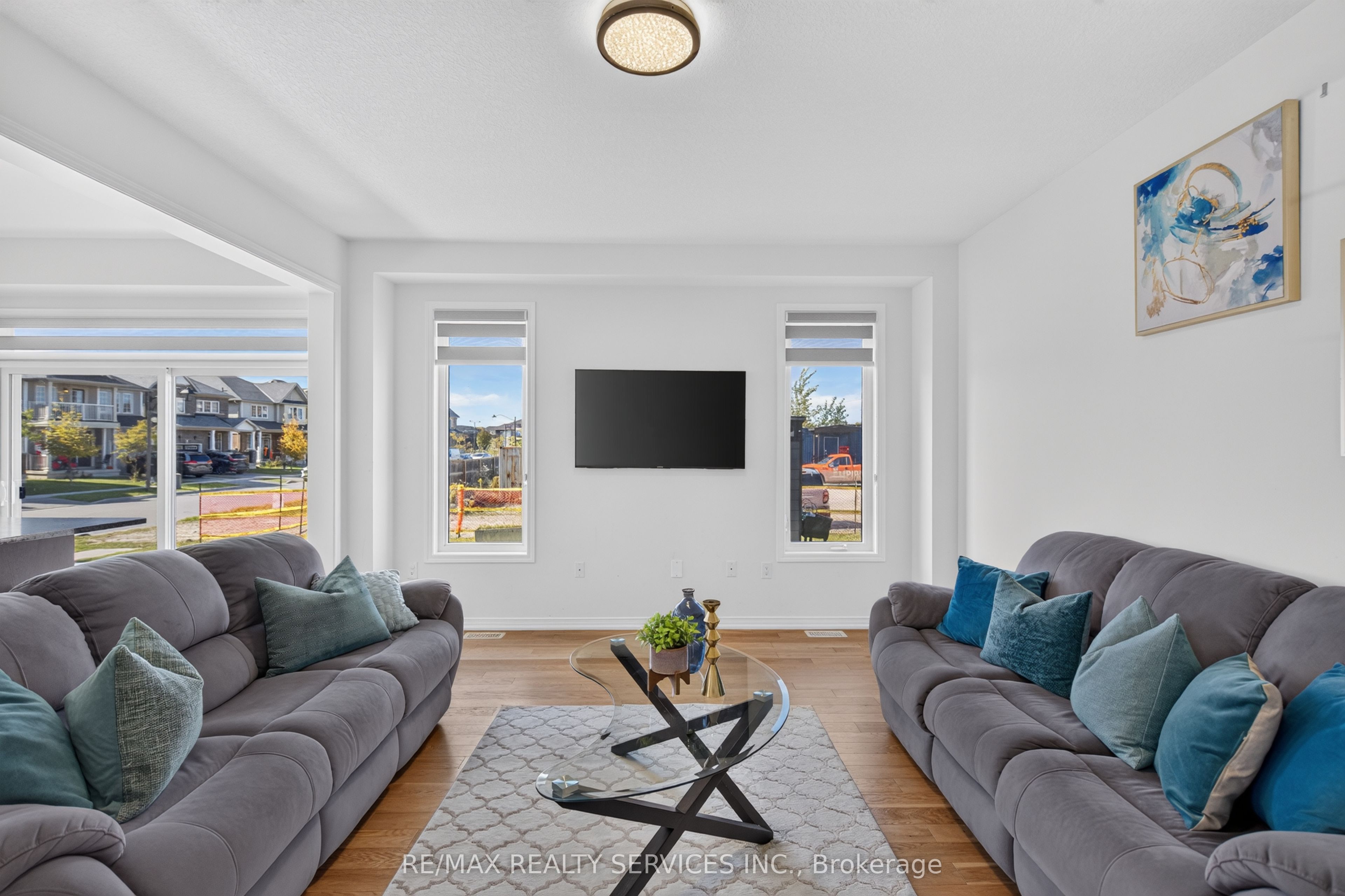 10 Munro Circle Property Photo 12
