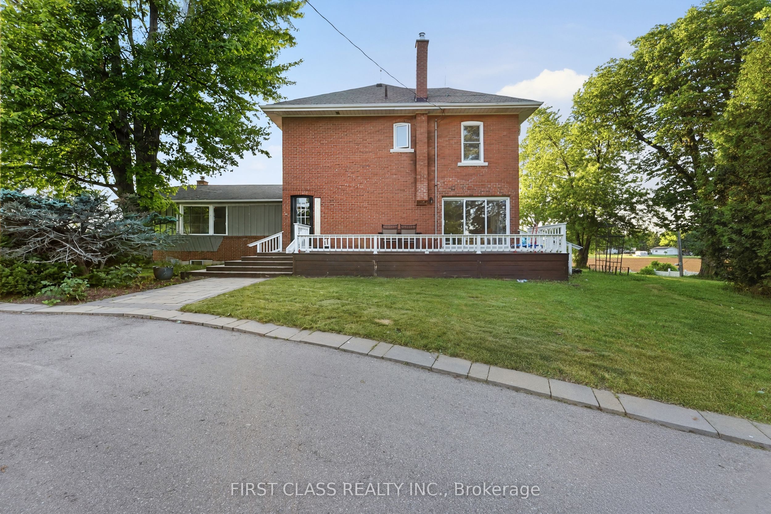 424 Concession Rd 8 E Property Photo 5