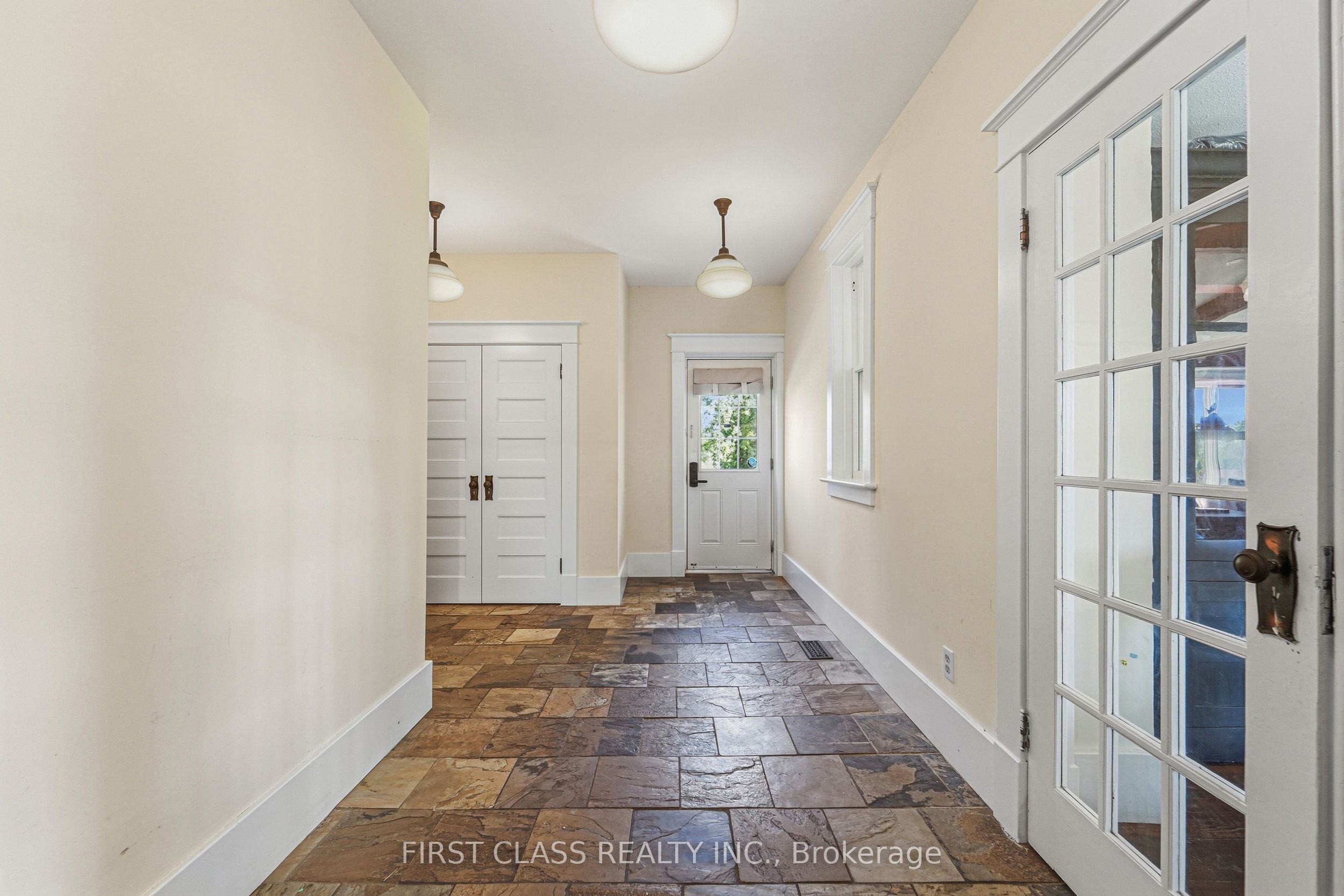 424 Concession Rd 8 E Property Photo 11