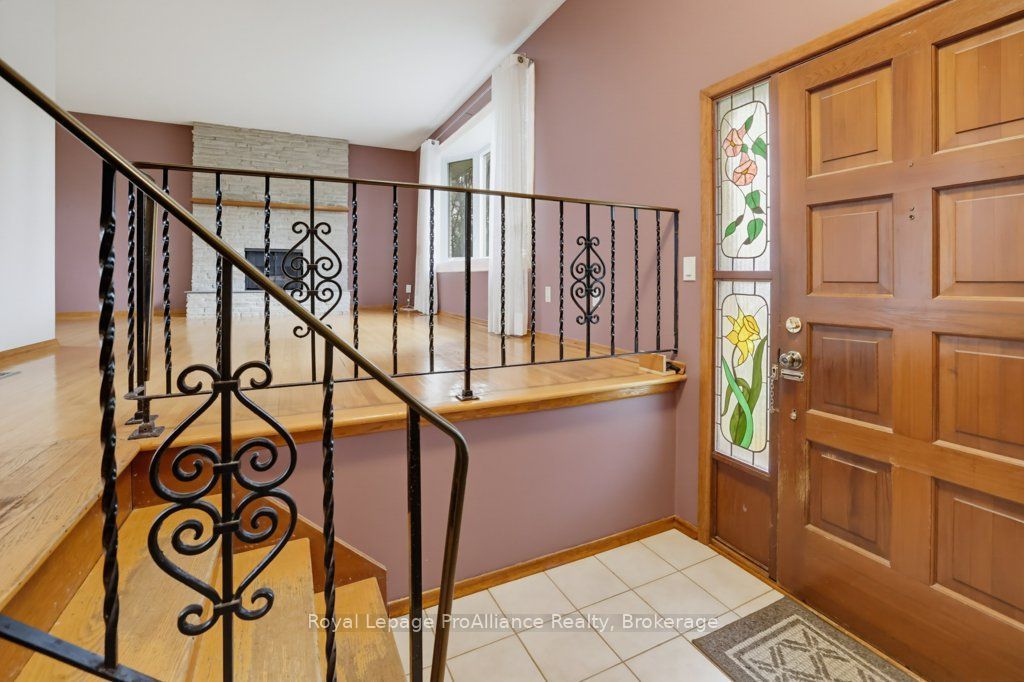 23 Thorncliffe Drive Property Photo 3