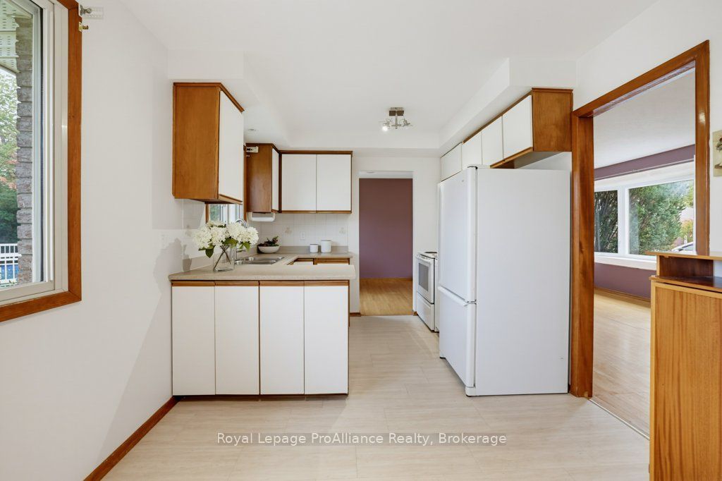 23 Thorncliffe Drive Property Photo 16