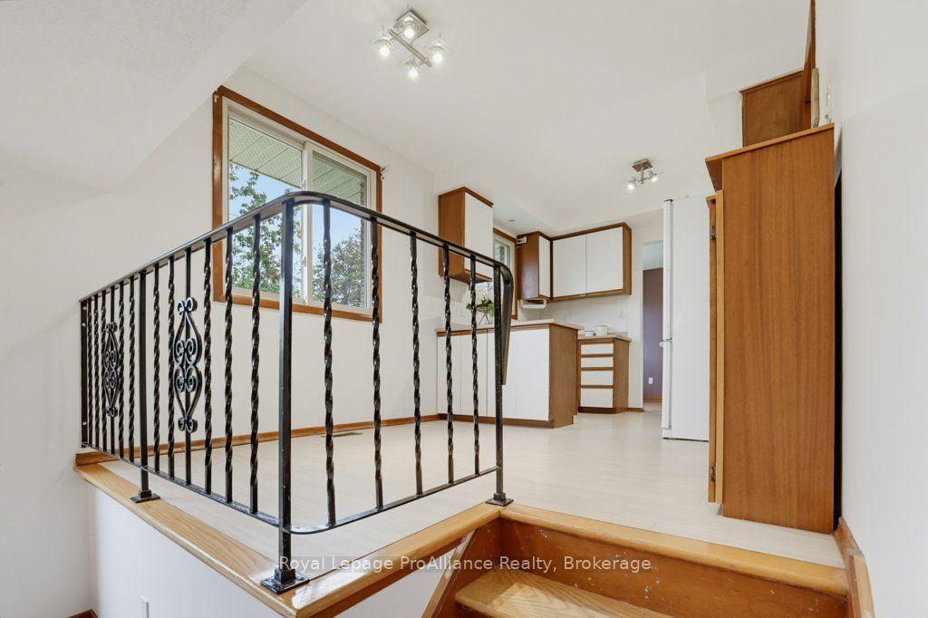 23 Thorncliffe Drive Property Photo 18