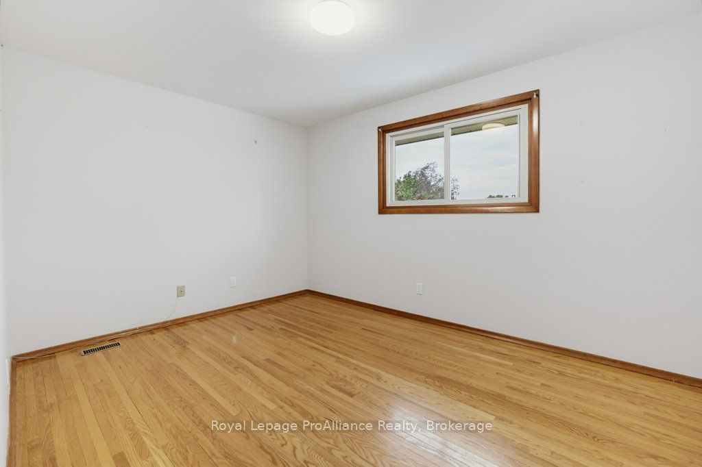 23 Thorncliffe Drive Property Photo 25