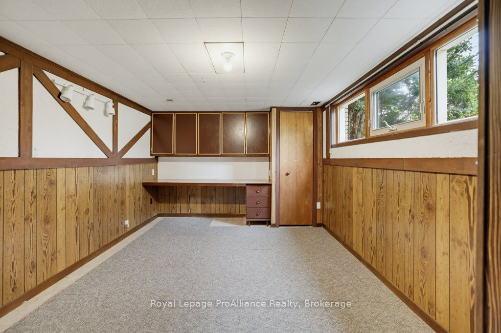 23 Thorncliffe Drive Property Photo 38