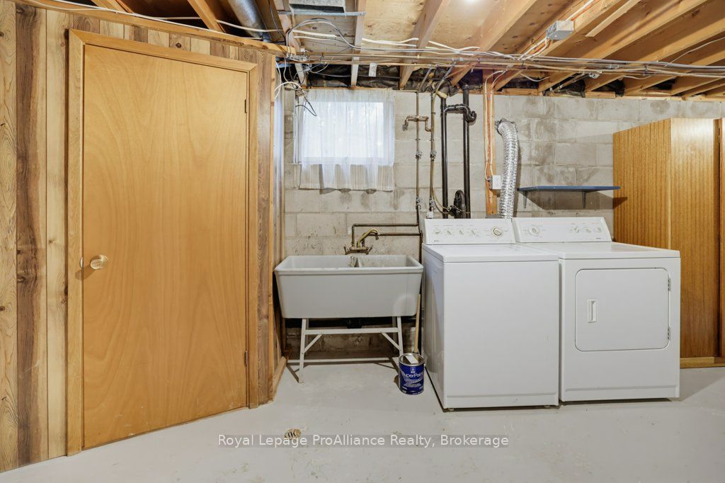 23 Thorncliffe Drive Property Photo 41