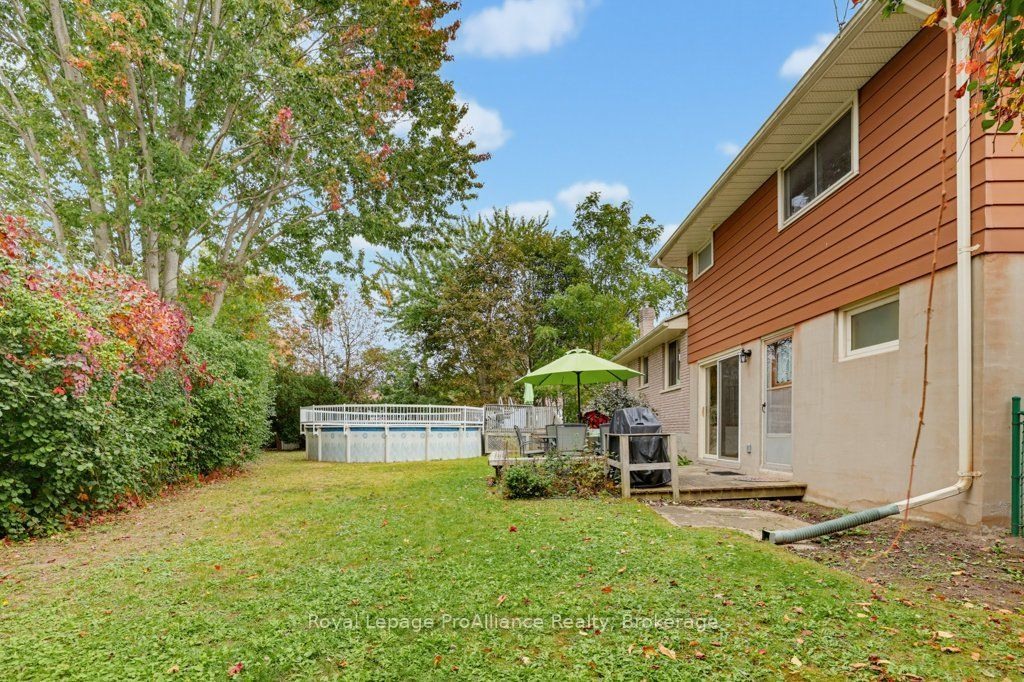 23 Thorncliffe Drive Property Photo 47