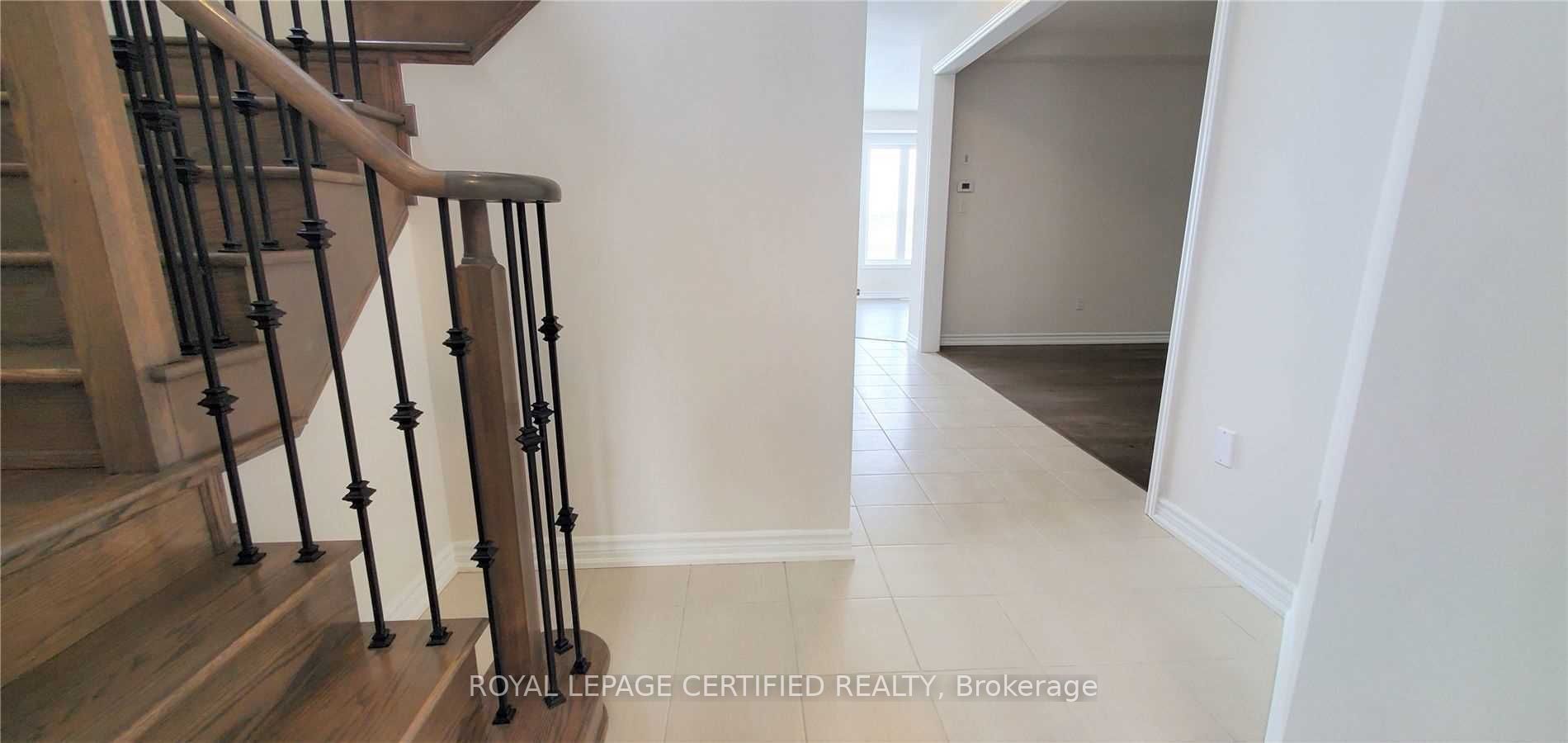 21 Munro Circle Property Photo 5
