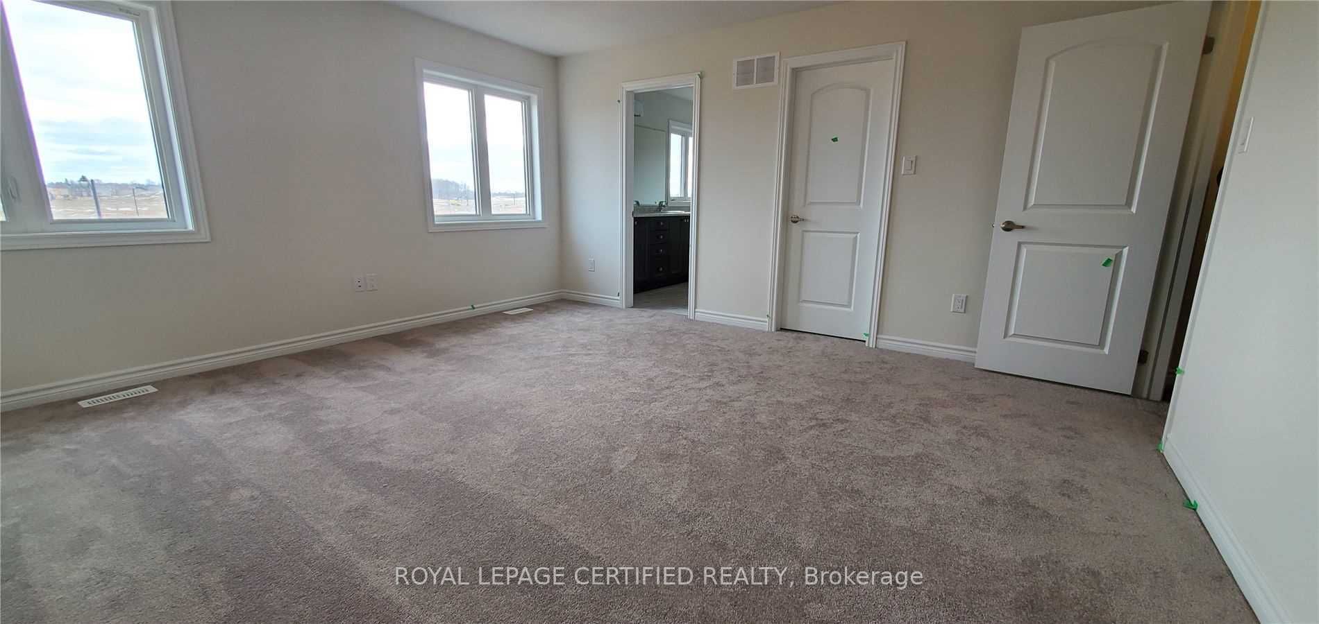 21 Munro Circle Property Photo 11